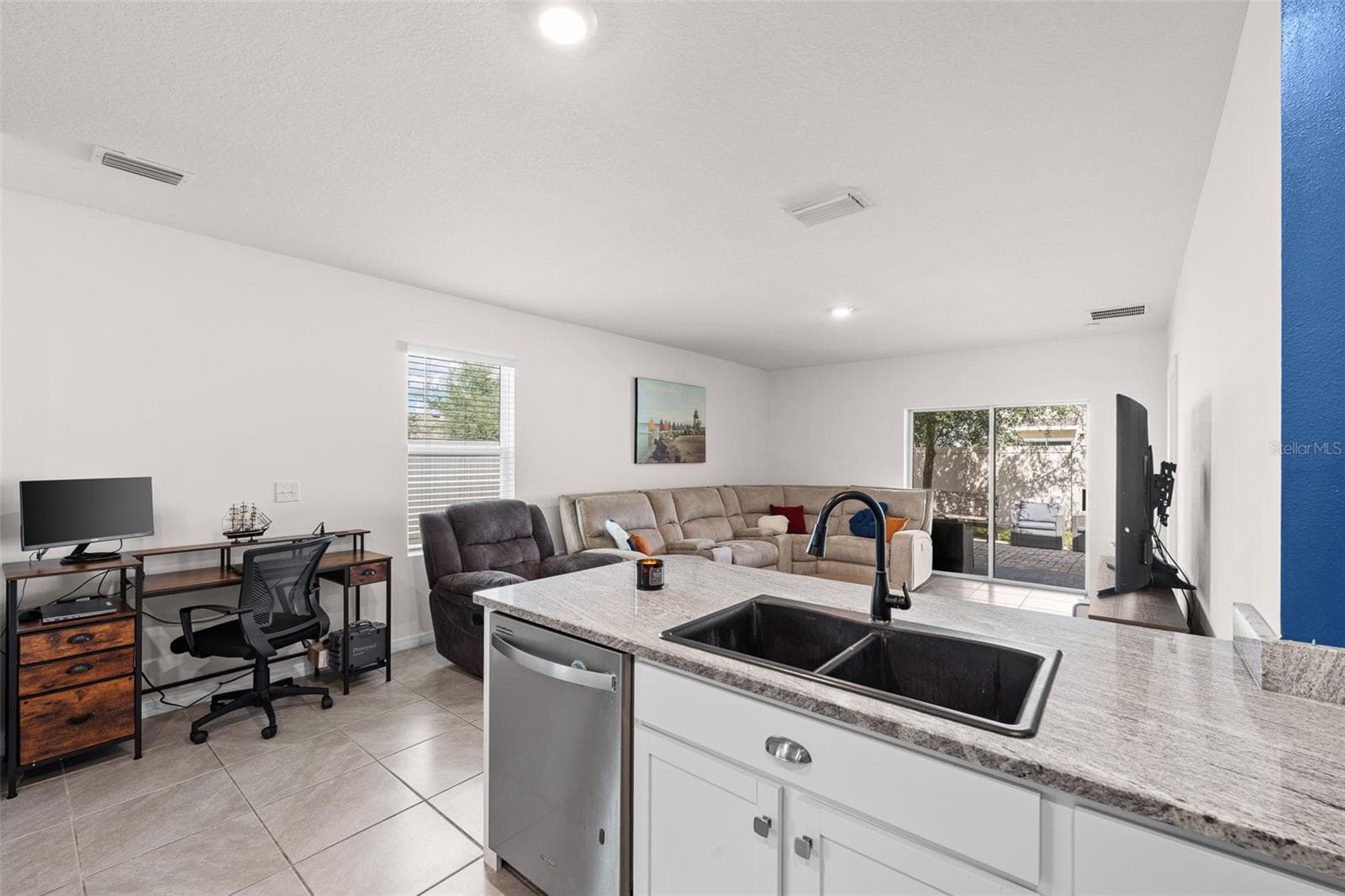 Single Family Residence at 32676 CANYONLANDS DR, WESLEY CHAPEL, photo 15 of 69