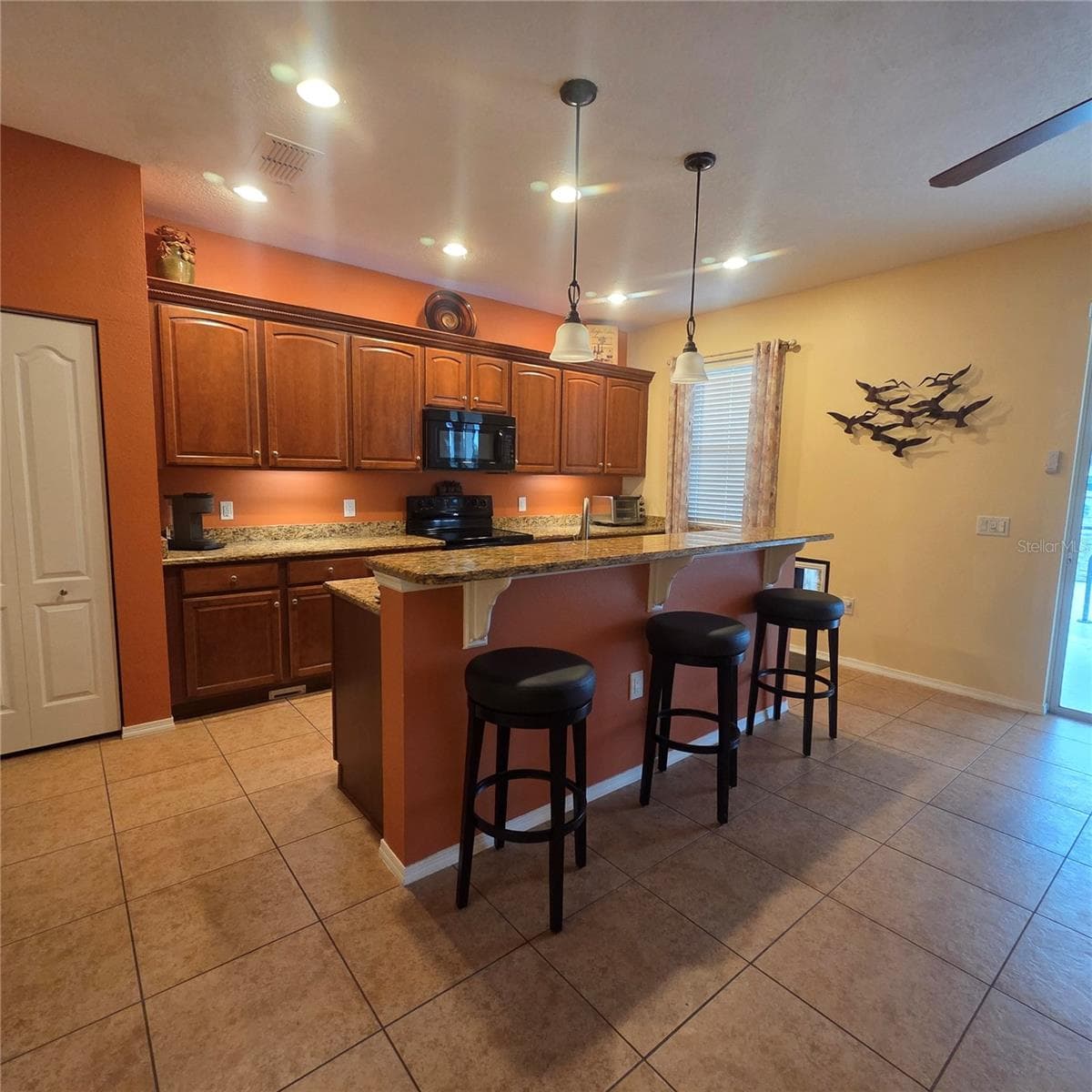 Single Family Residence at 318 65TH AVE E, BRADENTON, photo 3 of 14