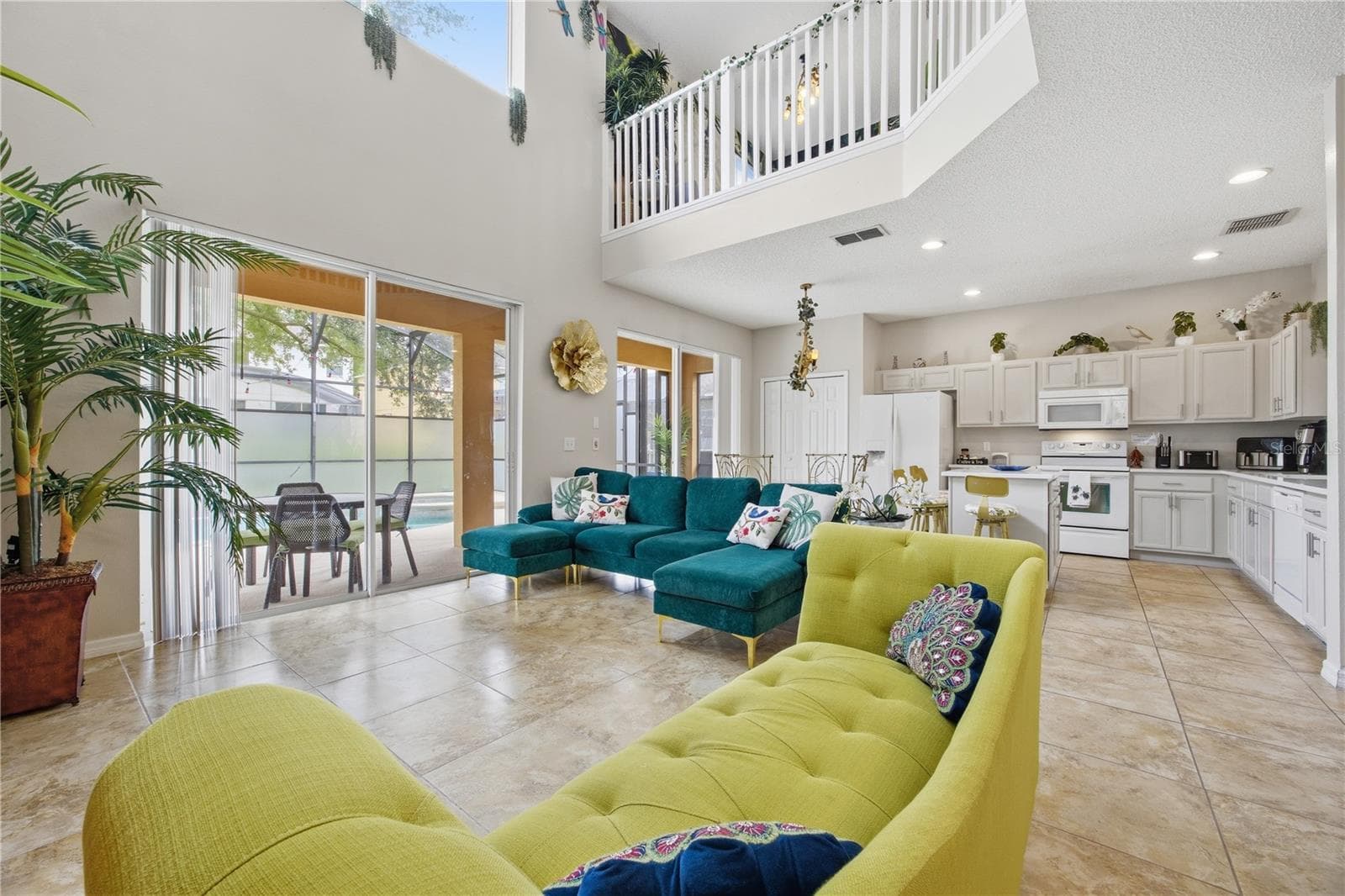 Single Family Residence at 2658 EMERALD ISLAND BLVD, KISSIMMEE, photo 9 of 48