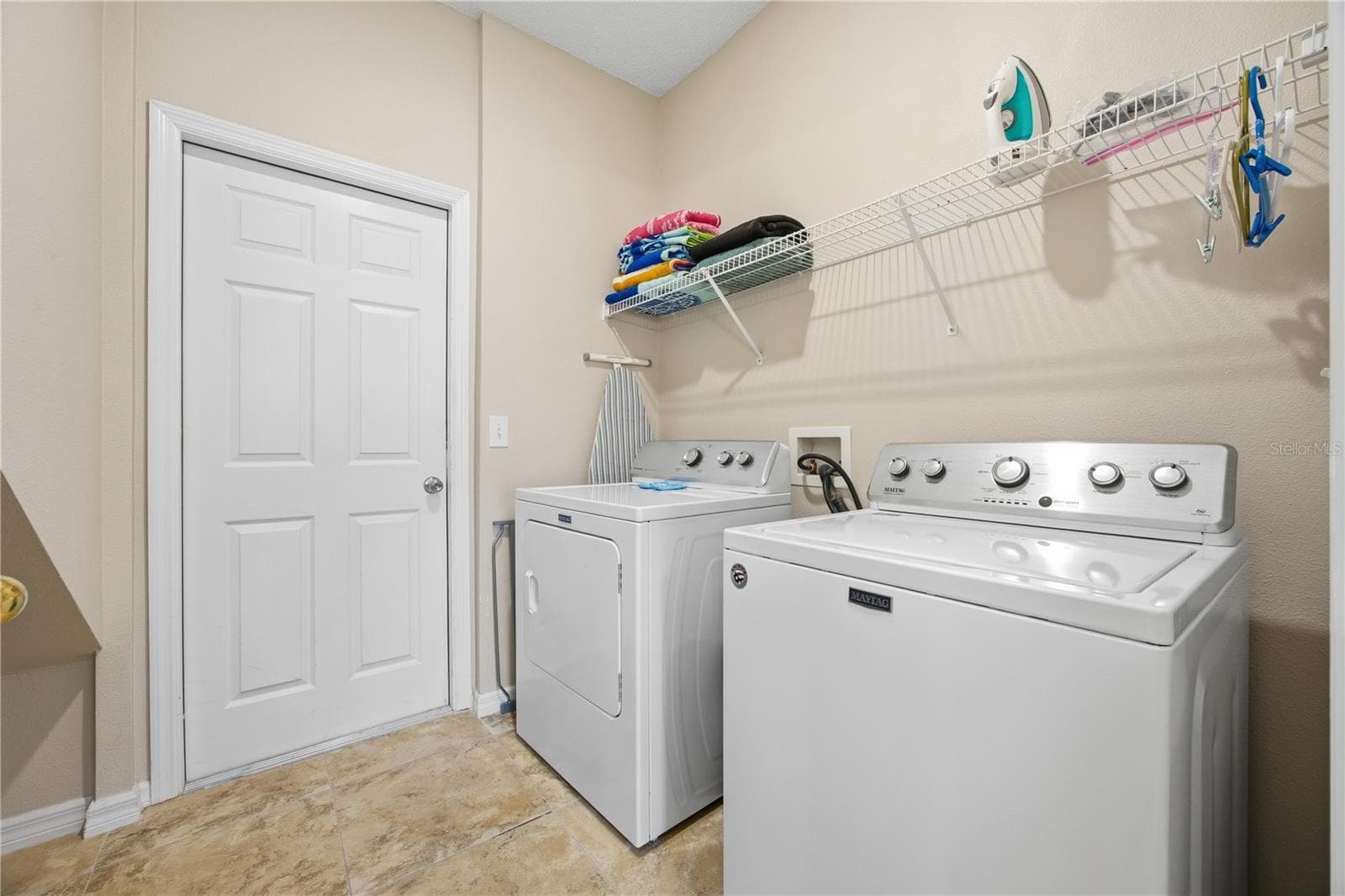 Single Family Residence at 2658 EMERALD ISLAND BLVD, KISSIMMEE, photo 11 of 48