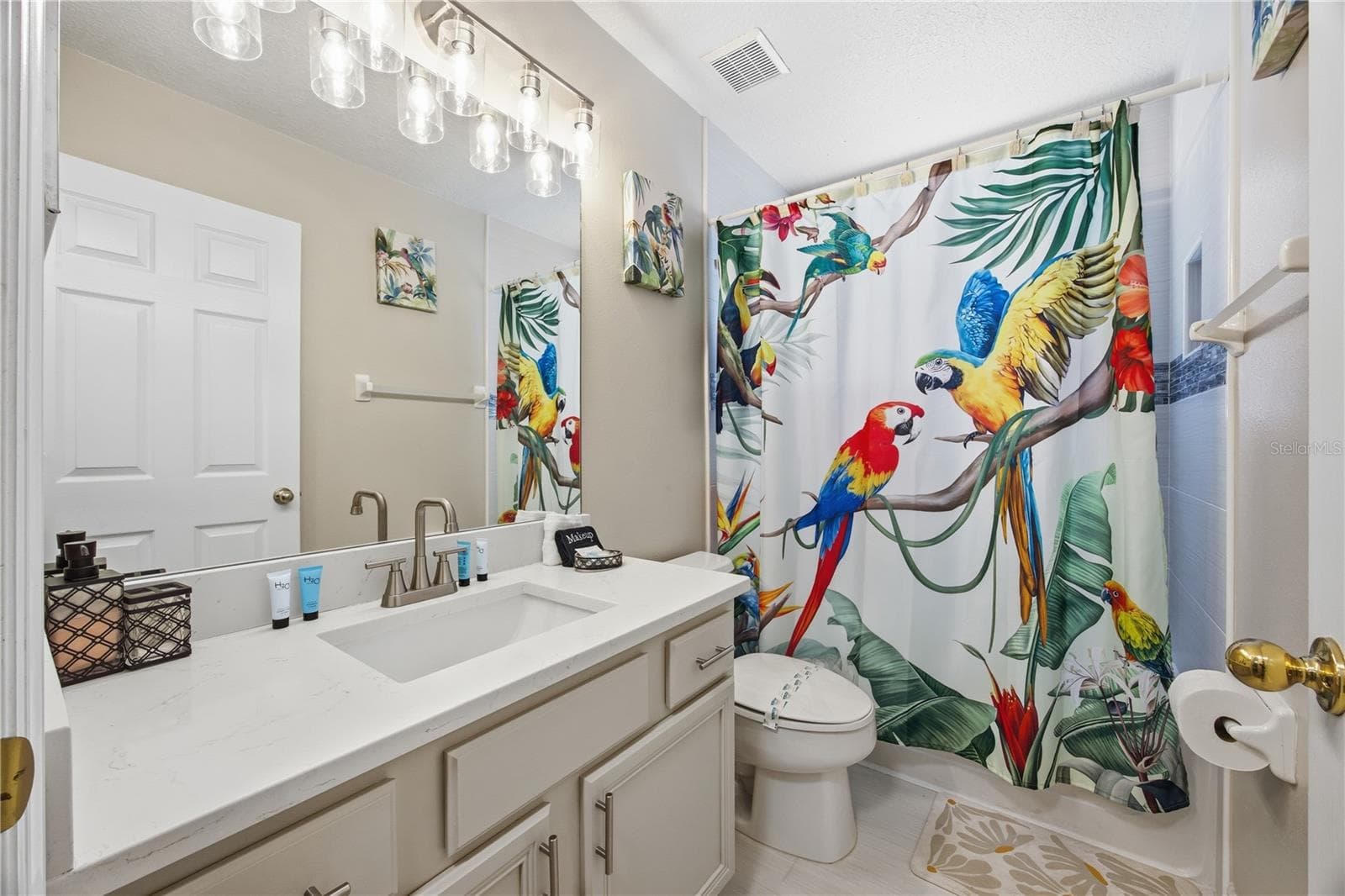 Single Family Residence at 2658 EMERALD ISLAND BLVD, KISSIMMEE, photo 22 of 48