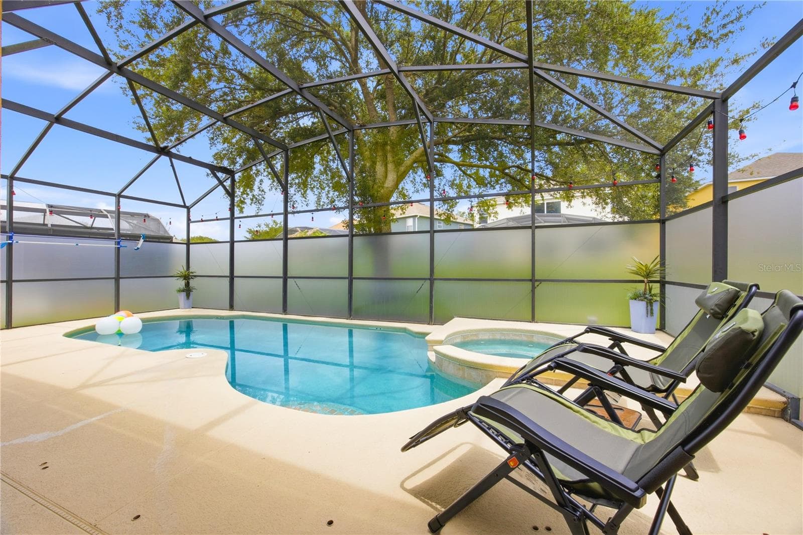 Single Family Residence at 2658 EMERALD ISLAND BLVD, KISSIMMEE, photo 35 of 48