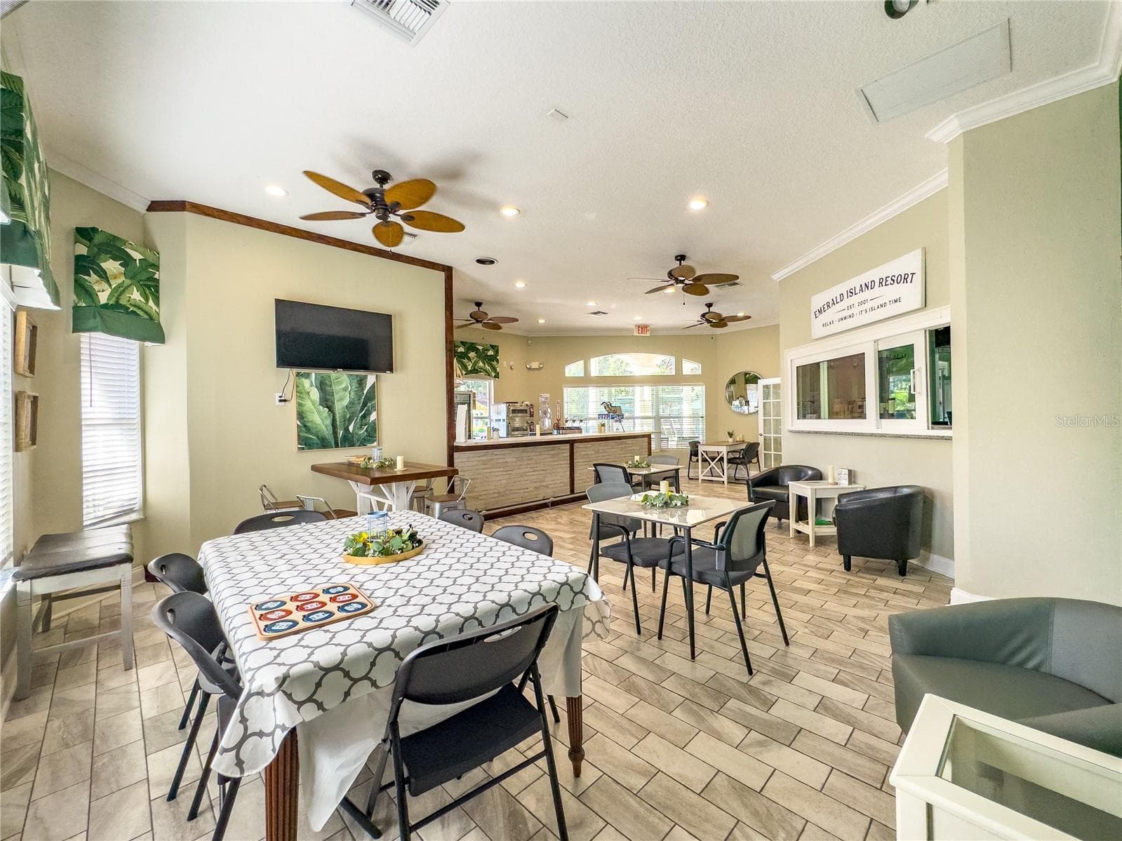 Single Family Residence at 2658 EMERALD ISLAND BLVD, KISSIMMEE, photo 43 of 48