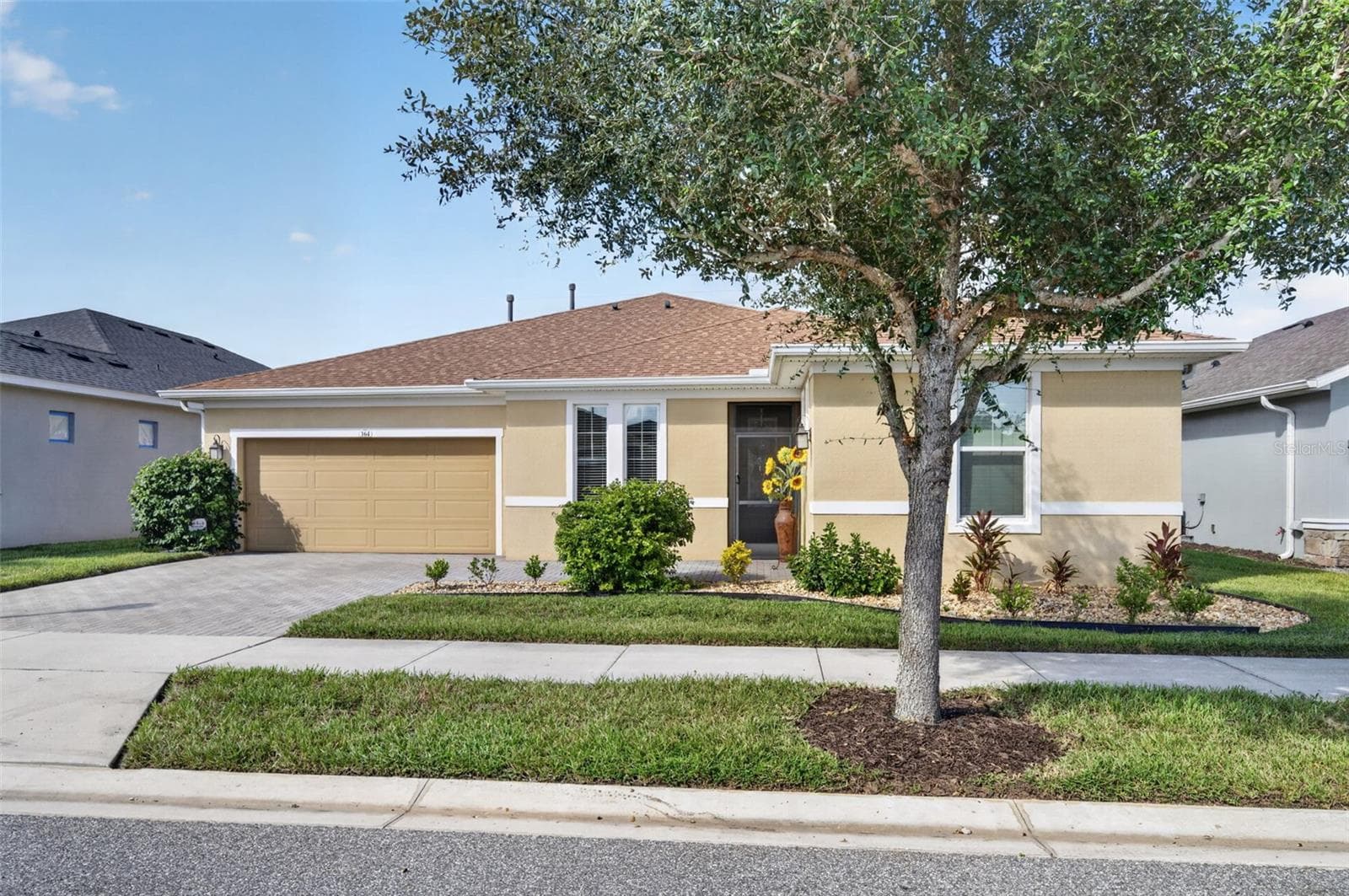 Single Family Residence at 164 SILVER MAPLE RD, GROVELAND, photo 2 of 65