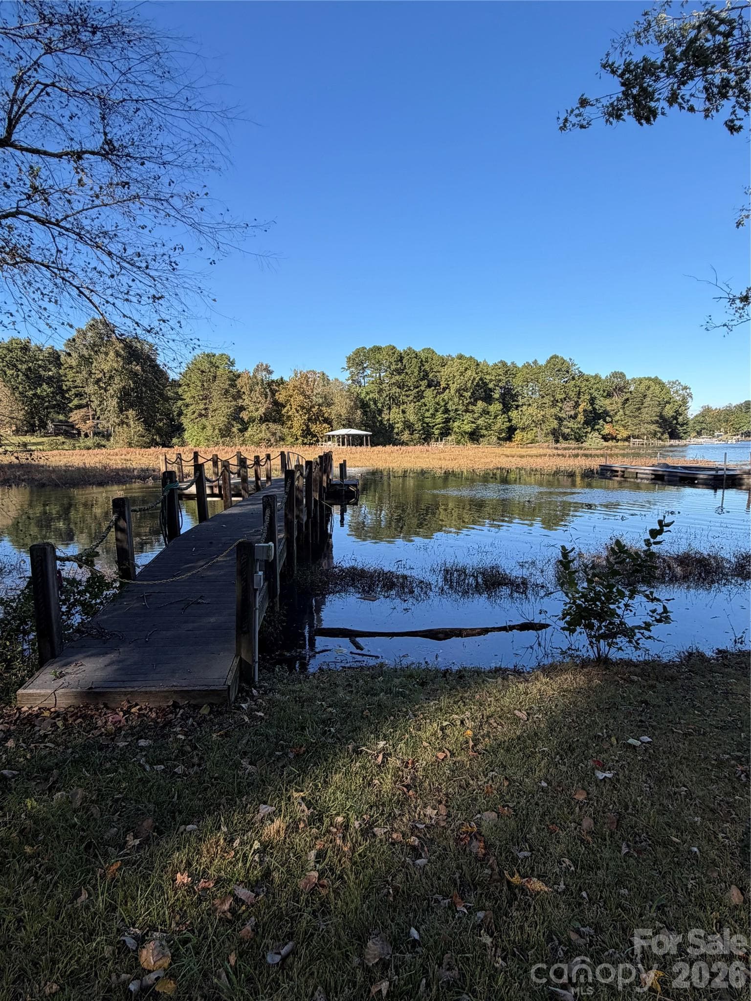 Lot at 6718 Emerald Isle Drive, Sherrills Ford, photo 6 of 12