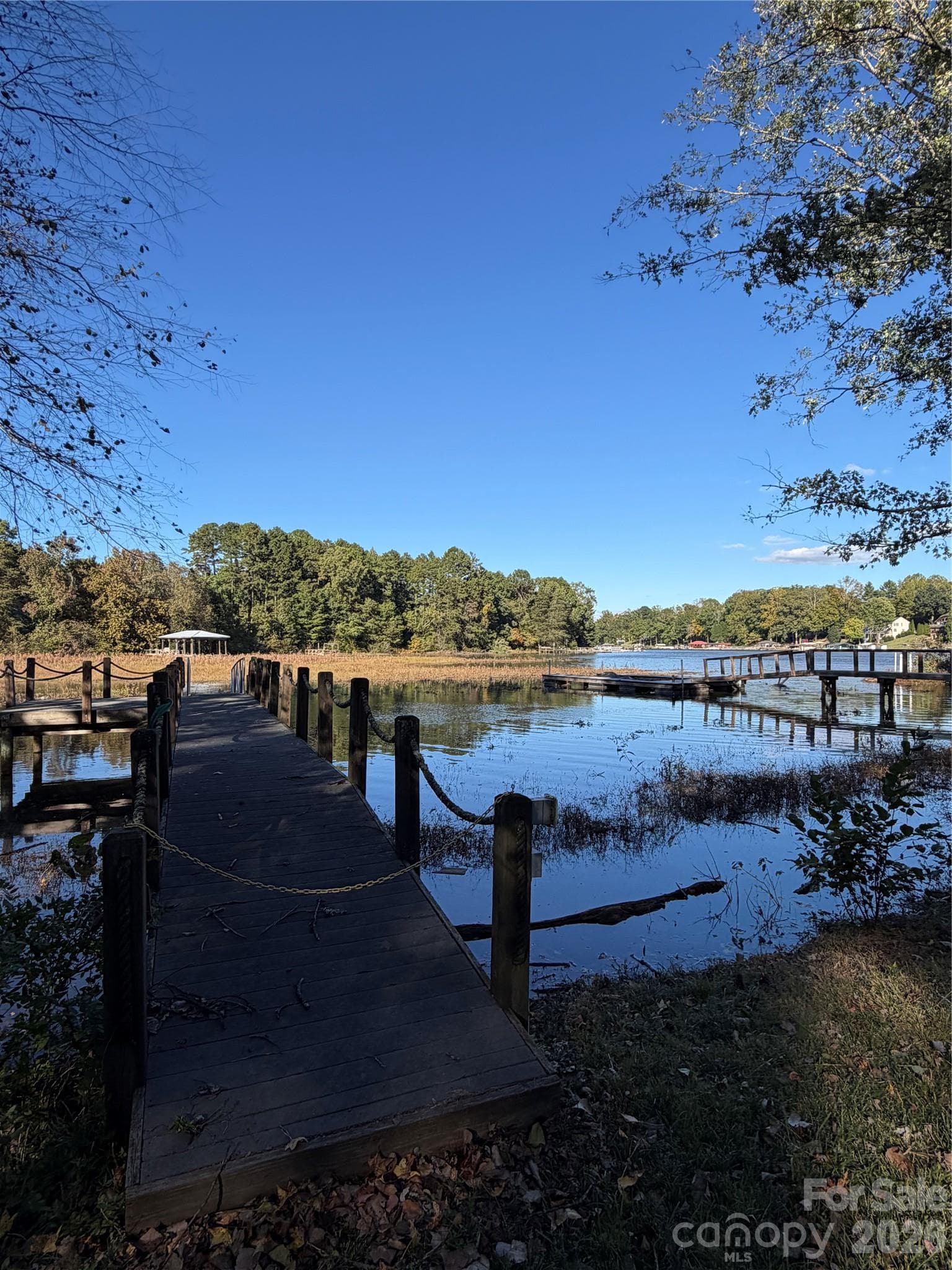 Lot at 6718 Emerald Isle Drive, Sherrills Ford, photo 8 of 12