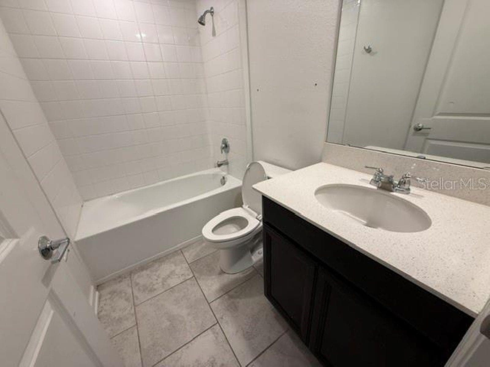 BATHROOM - 33576 SKY BLOSSOM CIR, LEESBURG