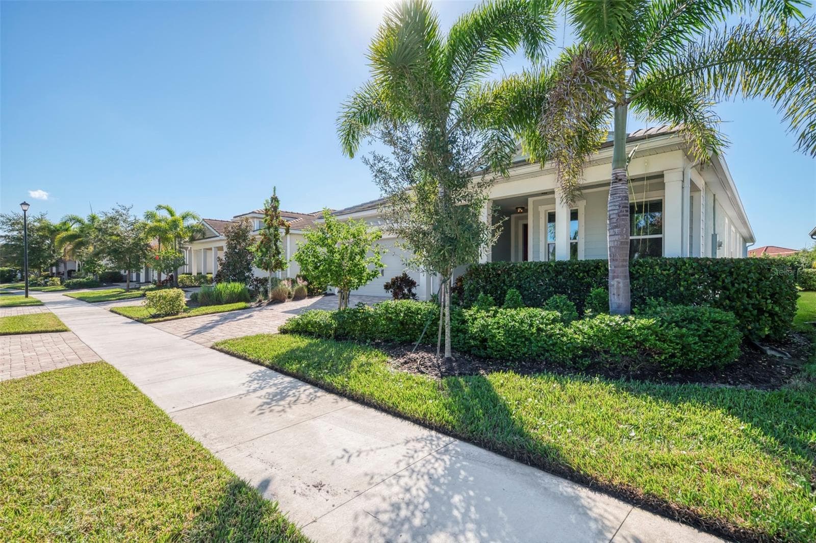 Single Family Residence at 5941 LONG SHORE LOOP, SARASOTA, photo 8 of 89