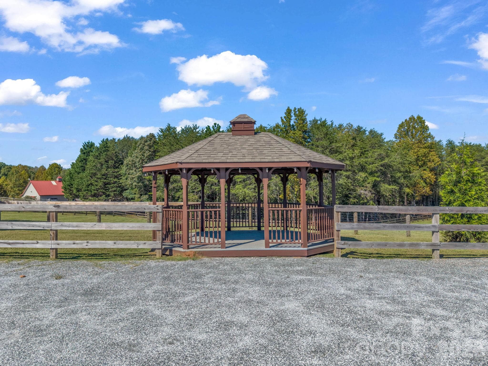 Gazebo for Arena viewing - 401 Over Hill Drive, Tryon