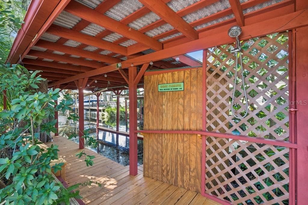 Recently rebuilt dock - 30749 GLENN DR, TAVARES