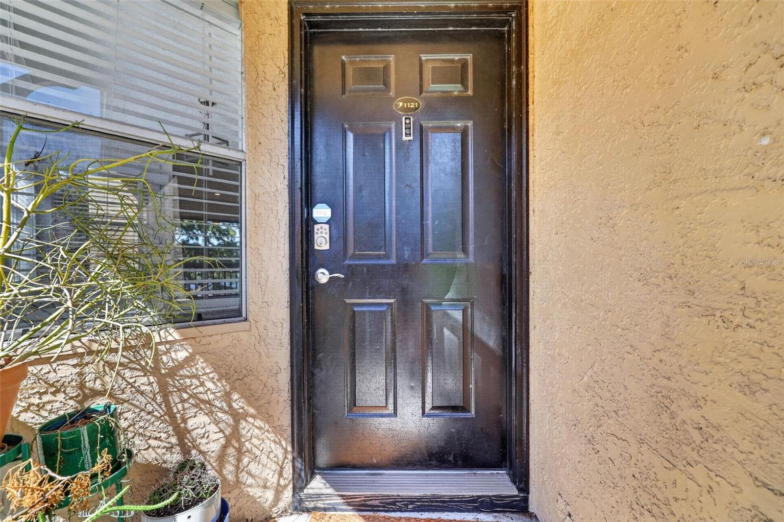 Condominium at 2400 FEATHER SOUND DR #1121, CLEARWATER, photo 5 of 35