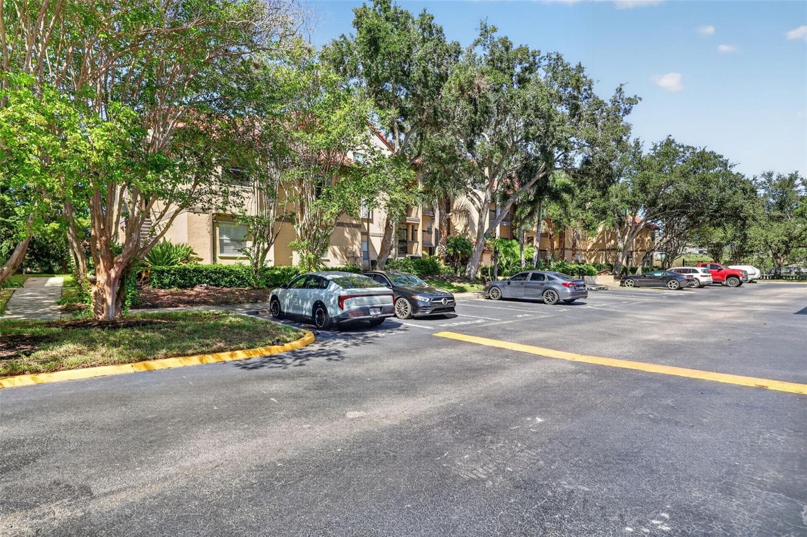 Condominium at 2400 FEATHER SOUND DR #1121, CLEARWATER, photo 35 of 35