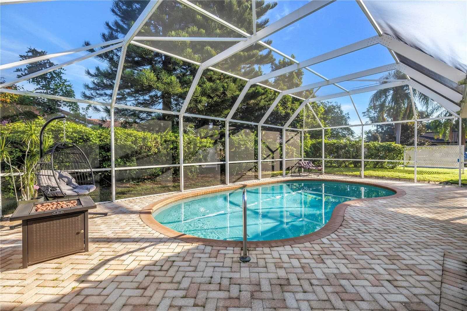 Screened-in Pool - 2079 EGRET DR, PALM HARBOR