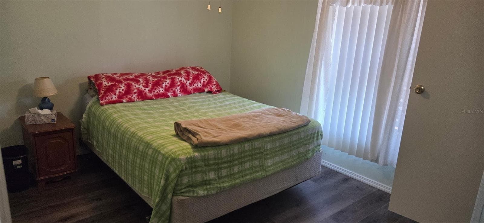 Manufactured Home at 825 MICHIGAN ST, WILDWOOD, photo 6 of 14