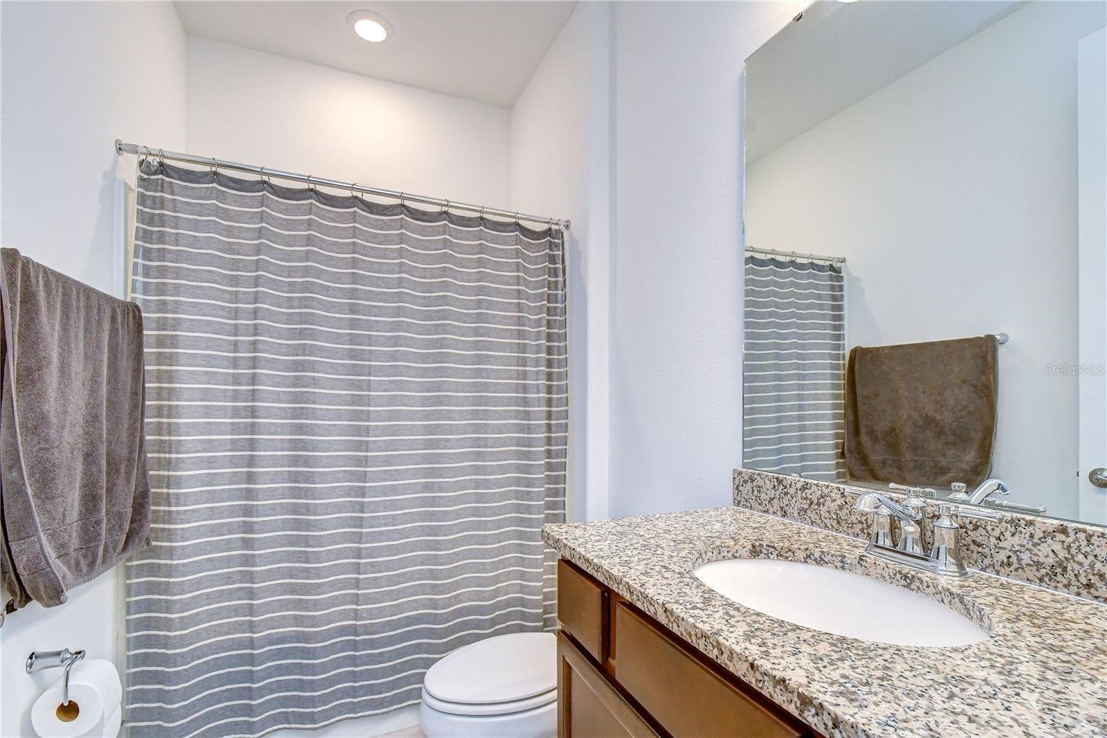 Single Family Residence at 13857 SHARP HAWK DR, RIVERVIEW, photo 20 of 36