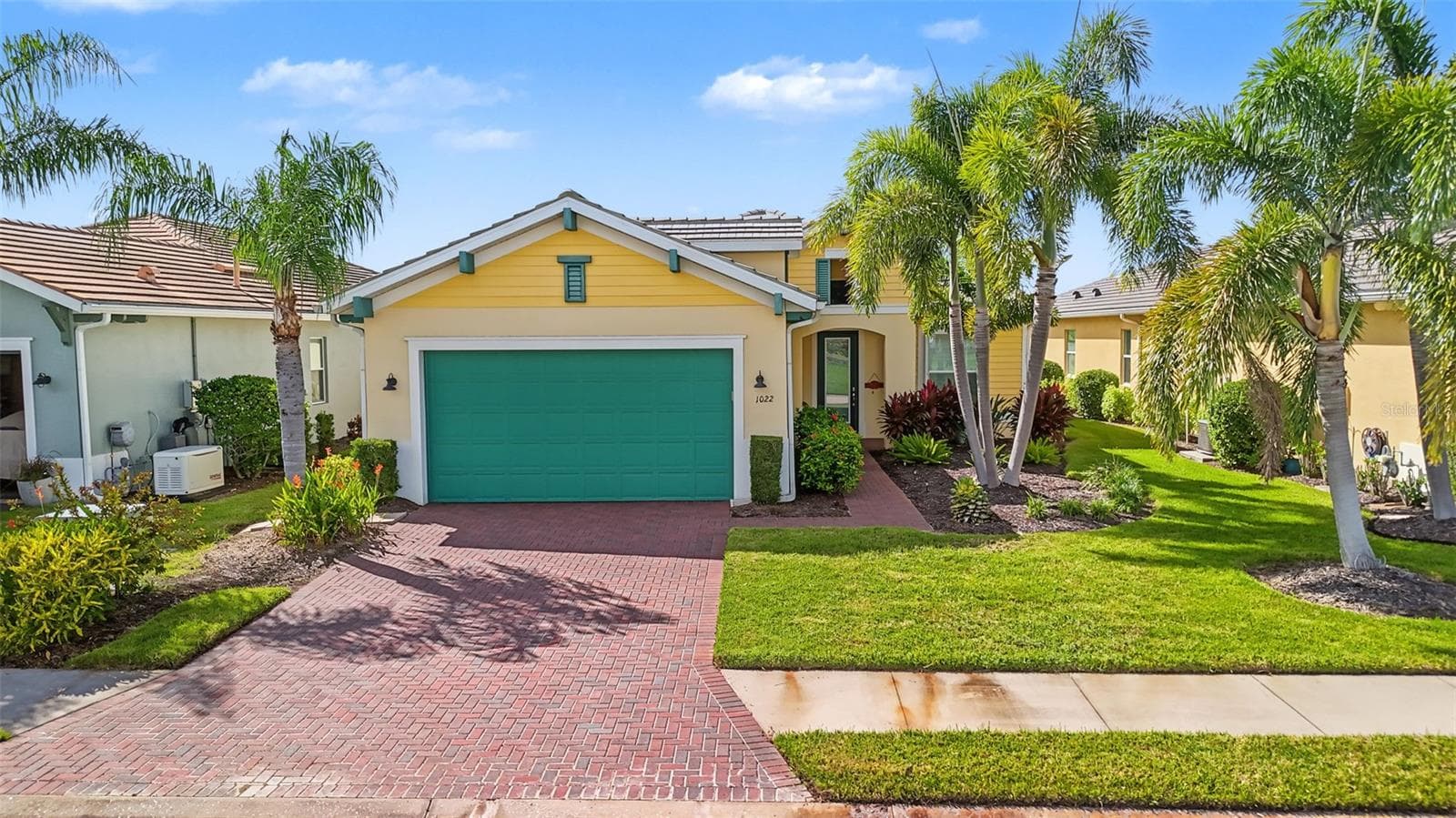 Single Family Residence at 1022 OVERLOOK CT, BRADENTON, photo 2 of 112