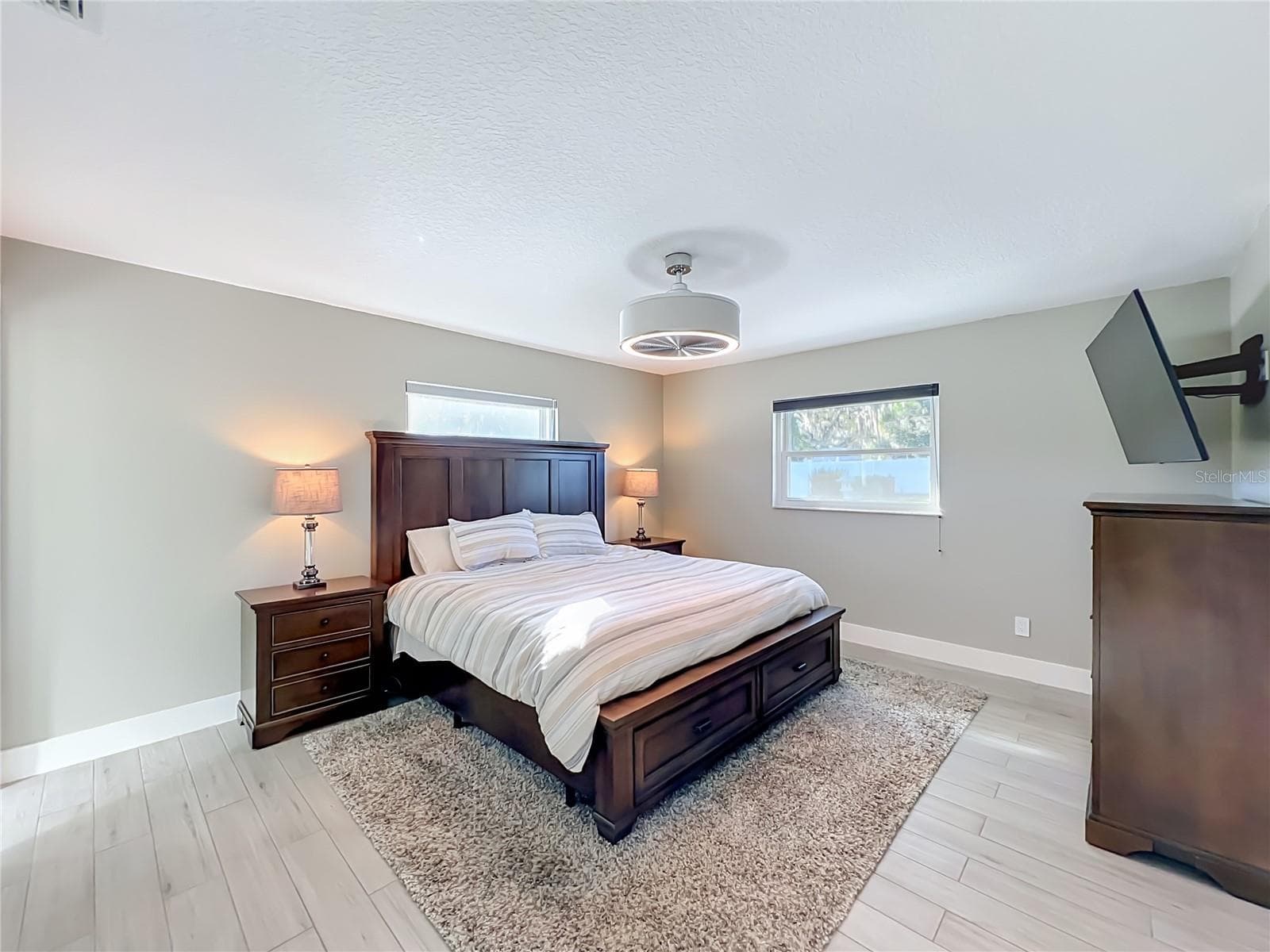 Single Family Residence at 7536 VILLAGE GREEN DR, WINTER PARK, photo 12 of 35