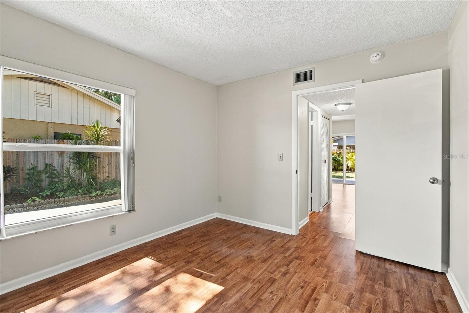 Downstairs bedroom - 4830 GROVE POINT DR, TAMPA