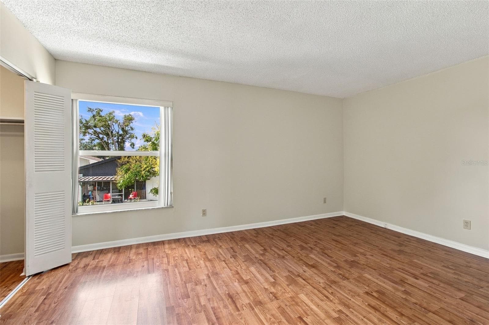 Primary bedroom - 4830 GROVE POINT DR, TAMPA