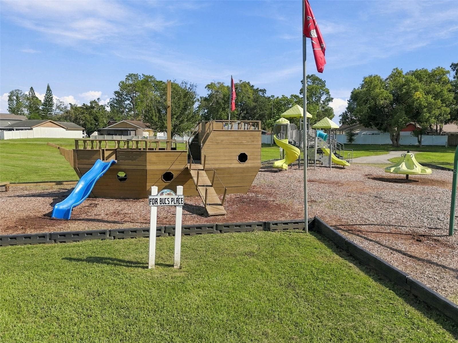 Single Family Residence at 4830 GROVE POINT DR, TAMPA, photo 58 of 63