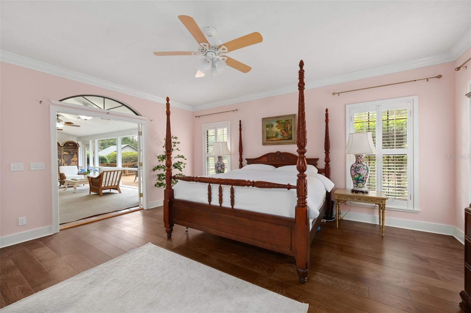 Primary suite downstairs - 8121 SW 45TH LN, GAINESVILLE