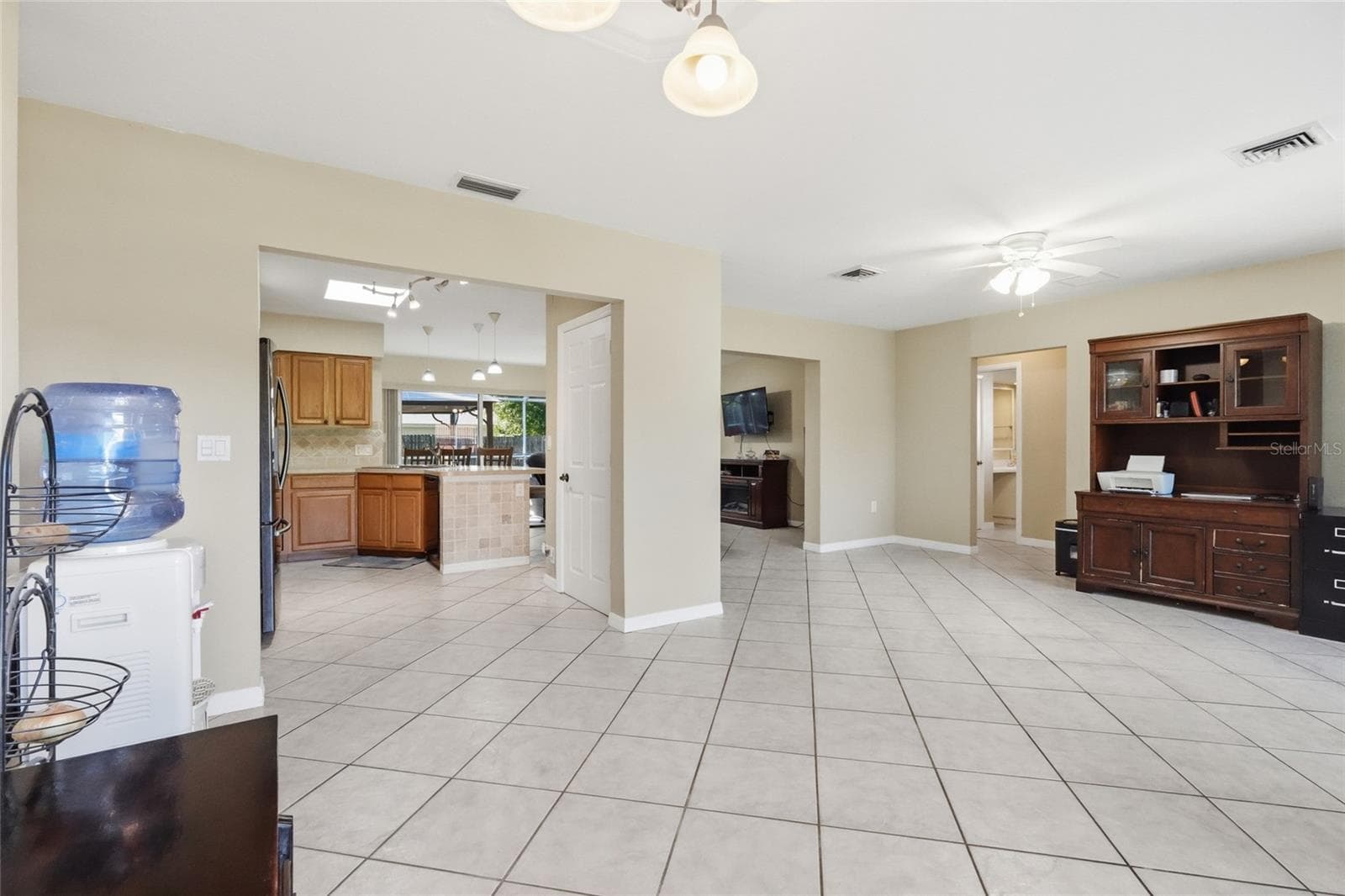 Flex space could be used for dining space, living space or office space - 630 DARWIN RD, VENICE