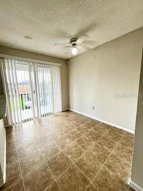 Dining area - 5325 CURRY FORD RD #B205, ORLANDO