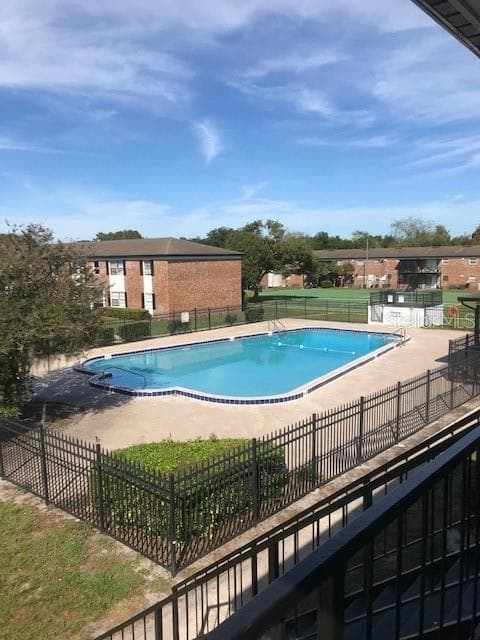 Community Pool - 5325 CURRY FORD RD #B205, ORLANDO