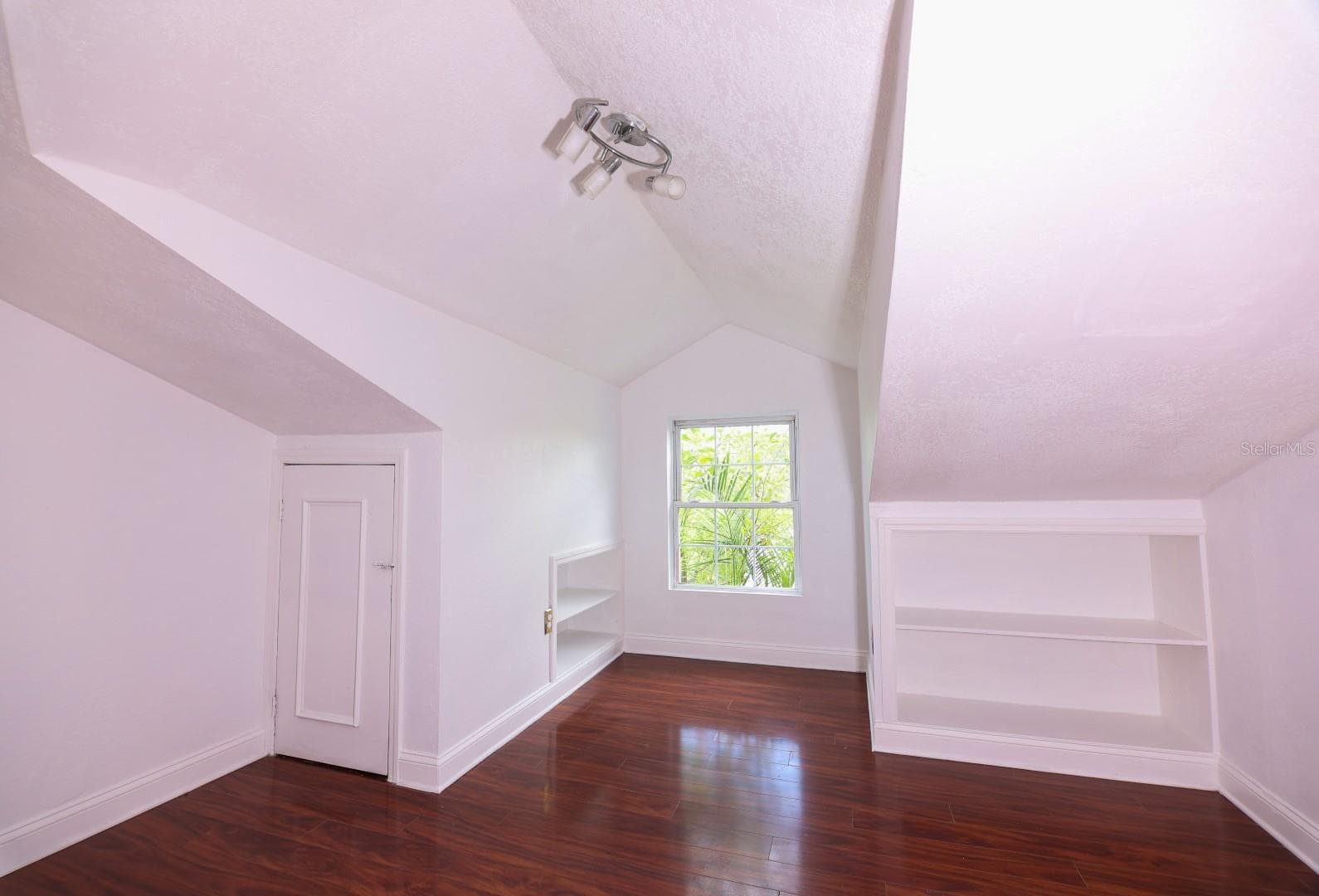 Single Family Residence at 1655 DREW ST, CLEARWATER, photo 40 of 59