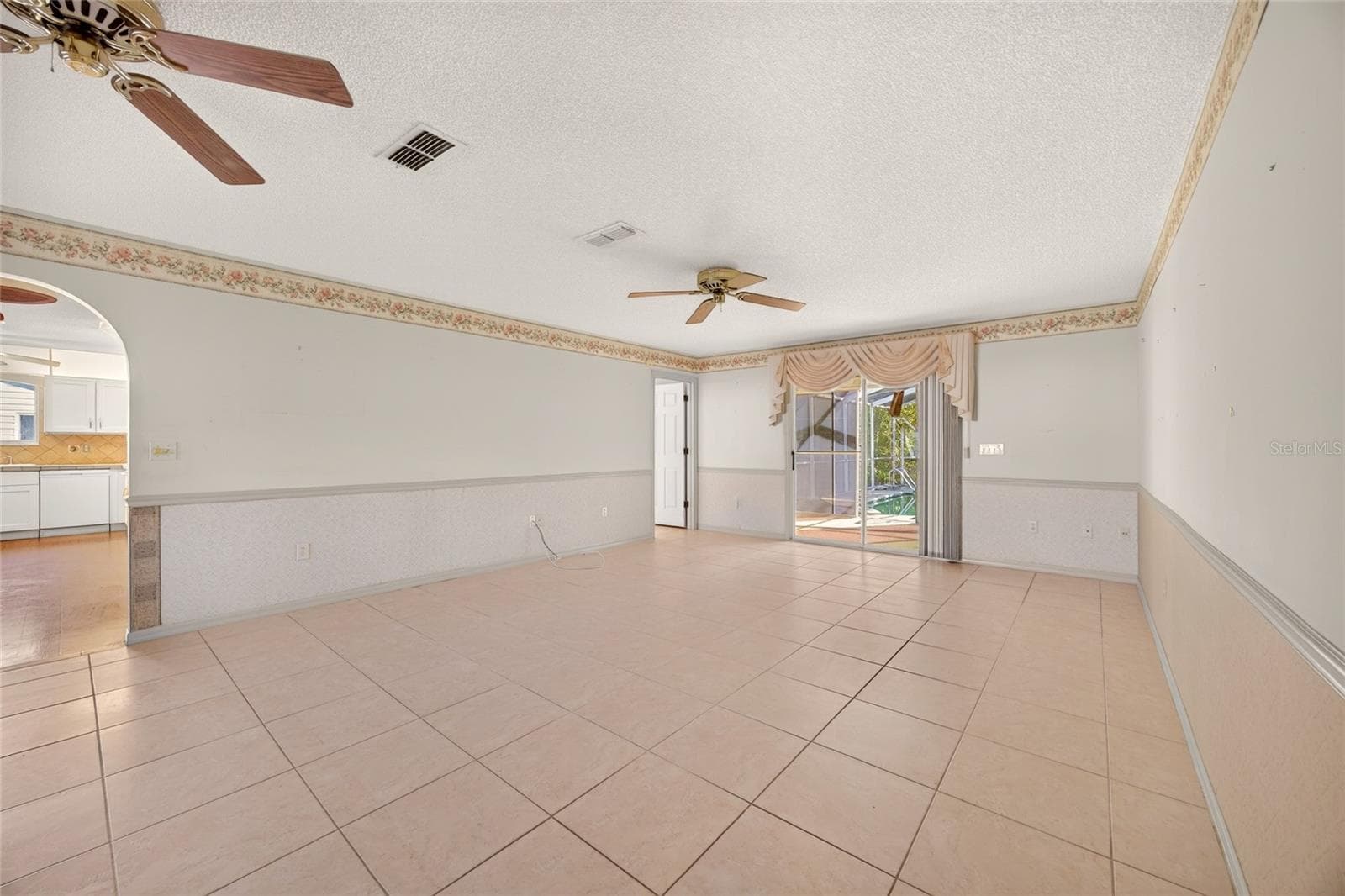 Single Family Residence at 6591 SW 62ND AVE, OCALA, photo 10 of 33
