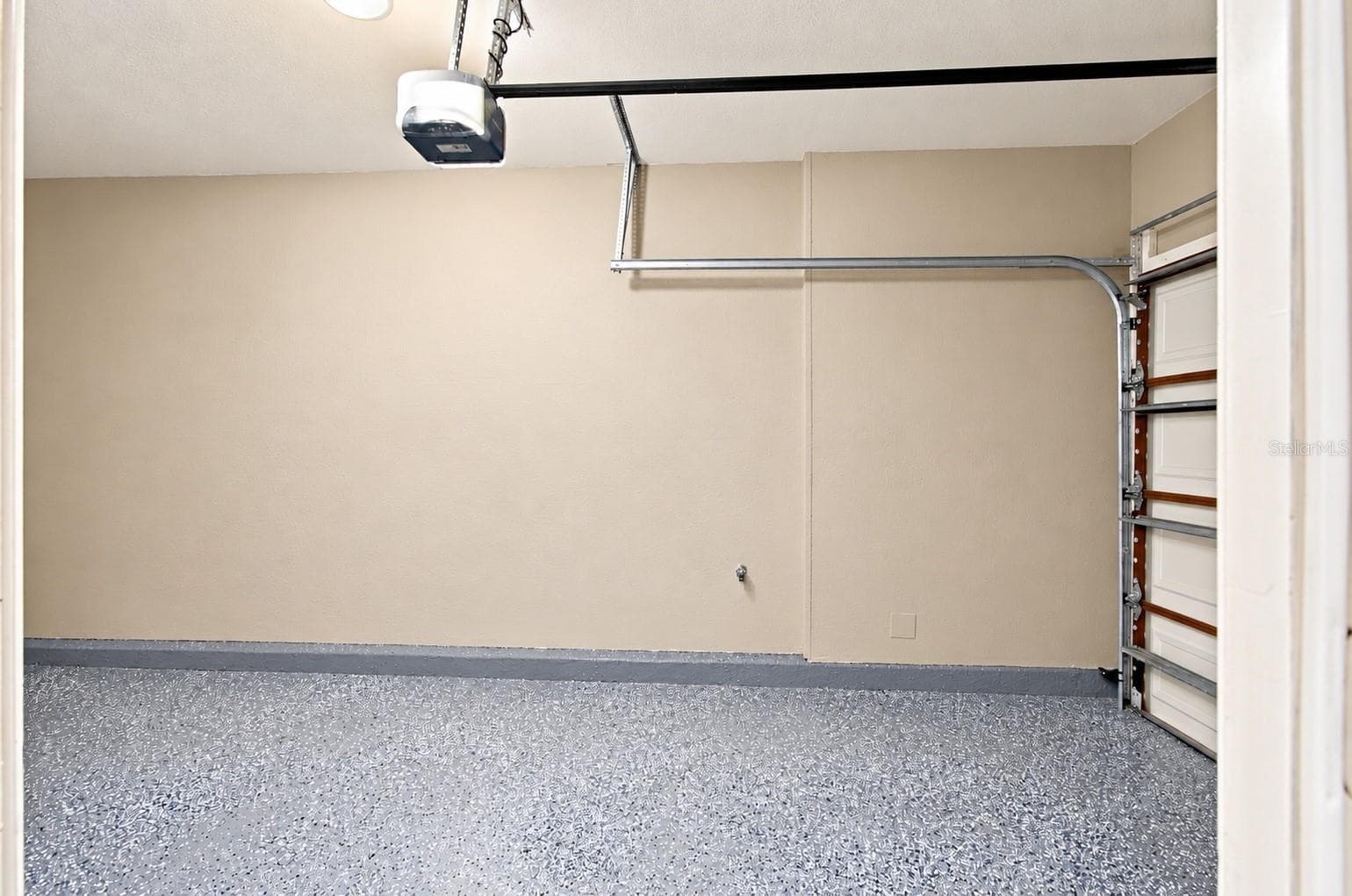 NEW Garage floor - 2151 CHIANTI PL #12-122, PALM HARBOR