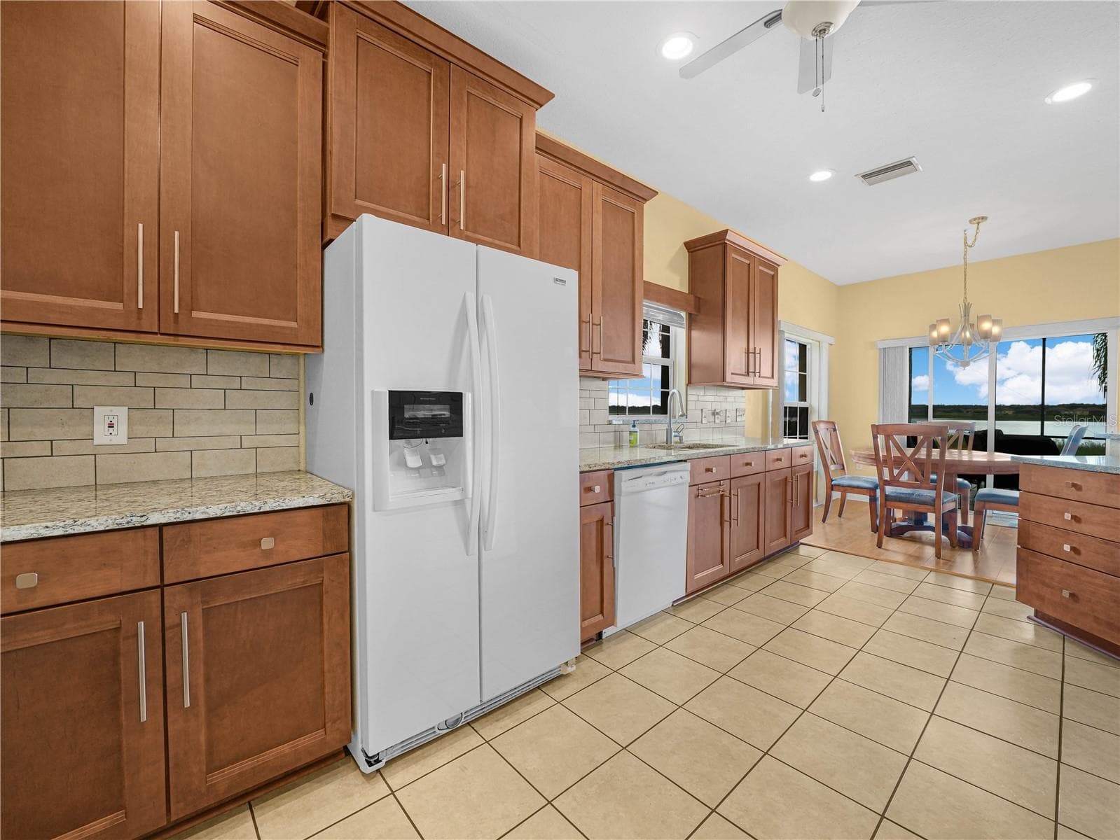 Kitchen - 5385 HOGAN LN, WINTER HAVEN