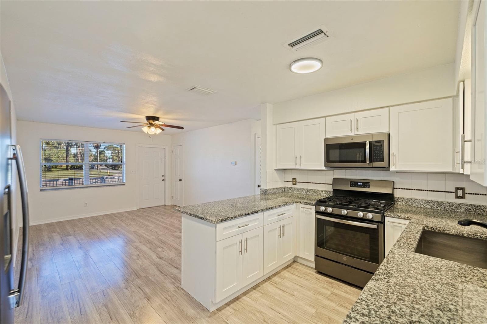 Single Family Residence at 782 62ND AVE N, ST PETERSBURG, photo 11 of 50