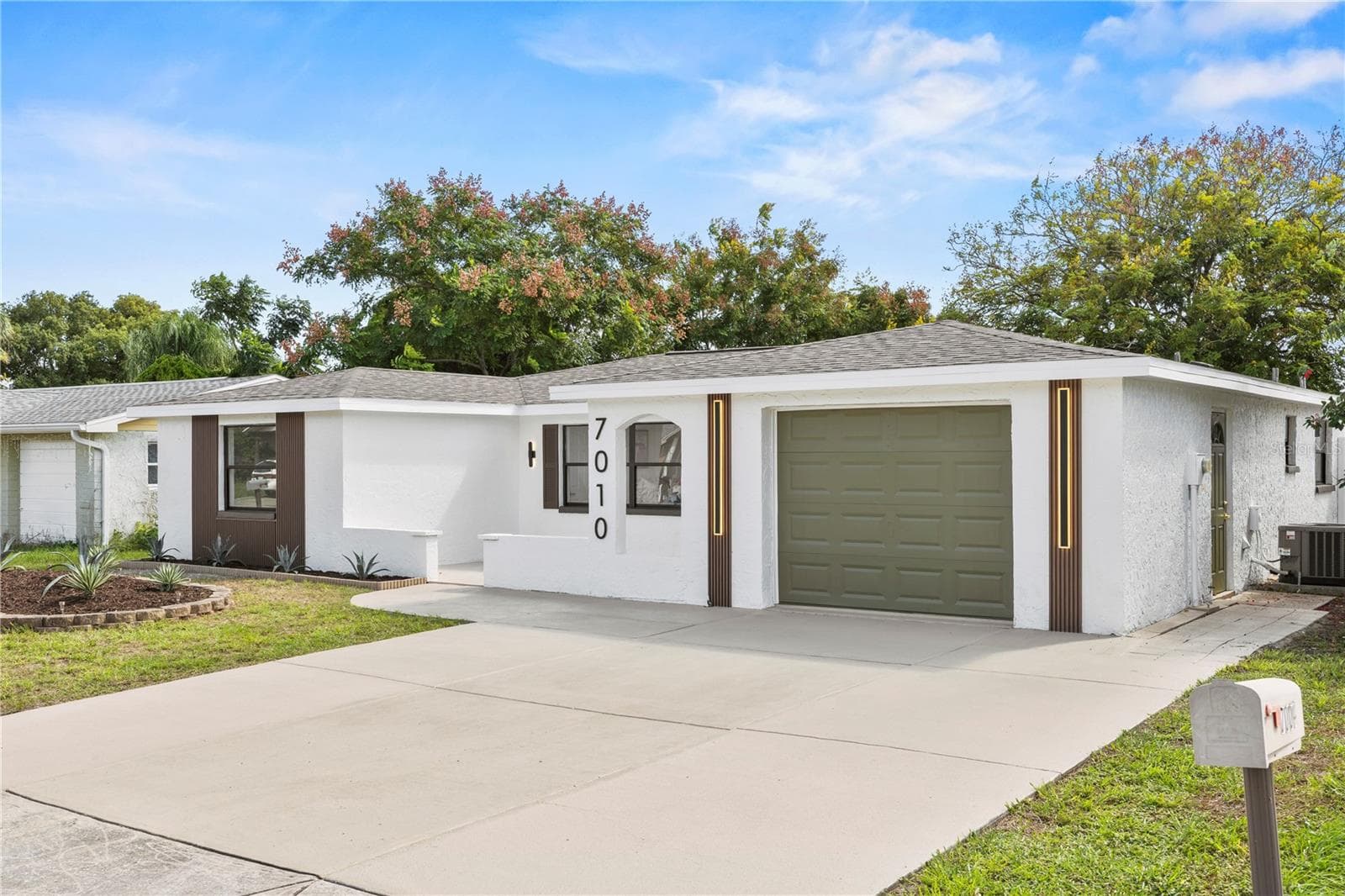 Single Family Residence at 7010 PARROT DR, PORT RICHEY, photo 12 of 43