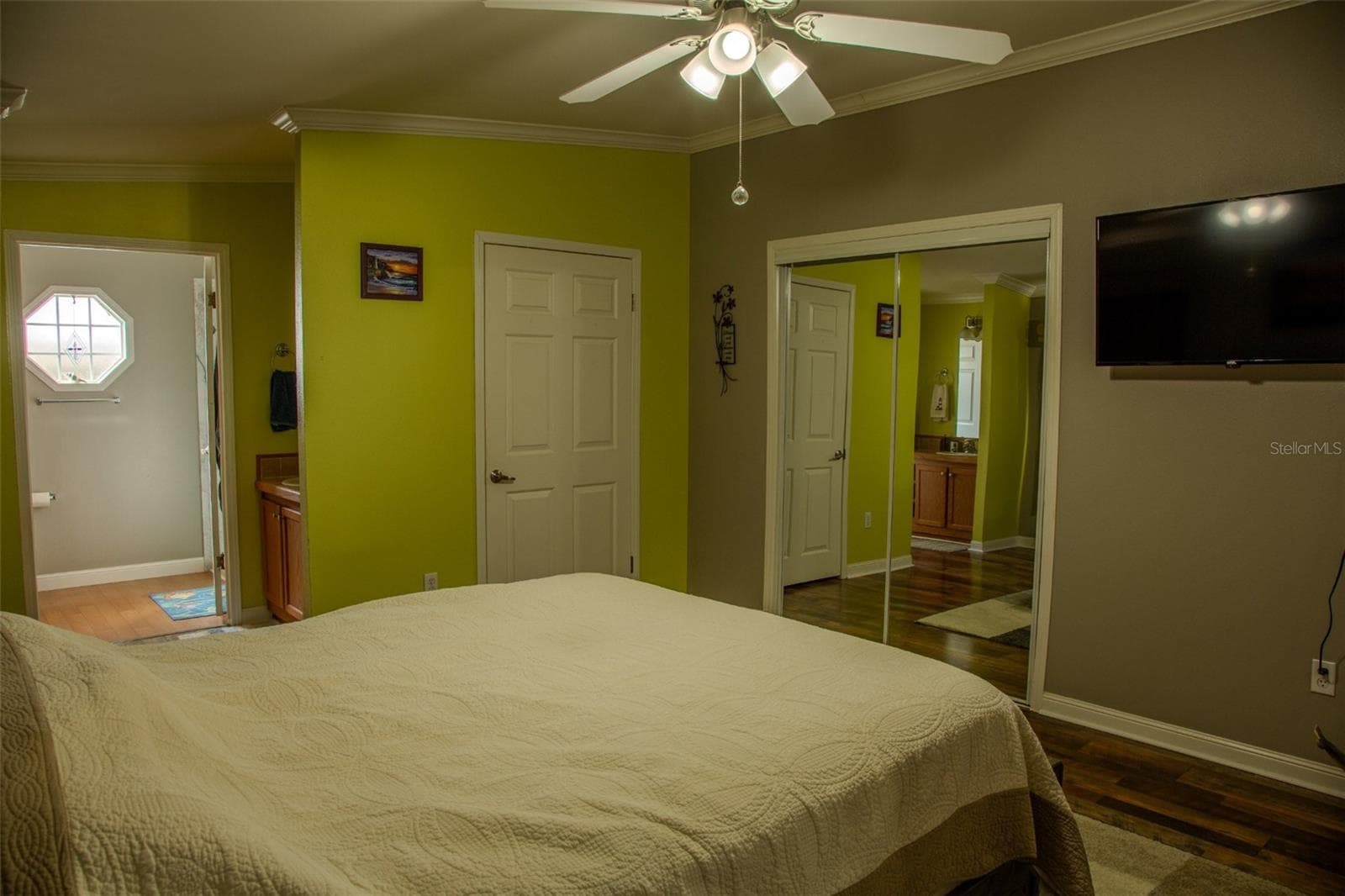 Manufactured Home at 511 IRONWOOD LN, WILDWOOD, photo 13 of 20