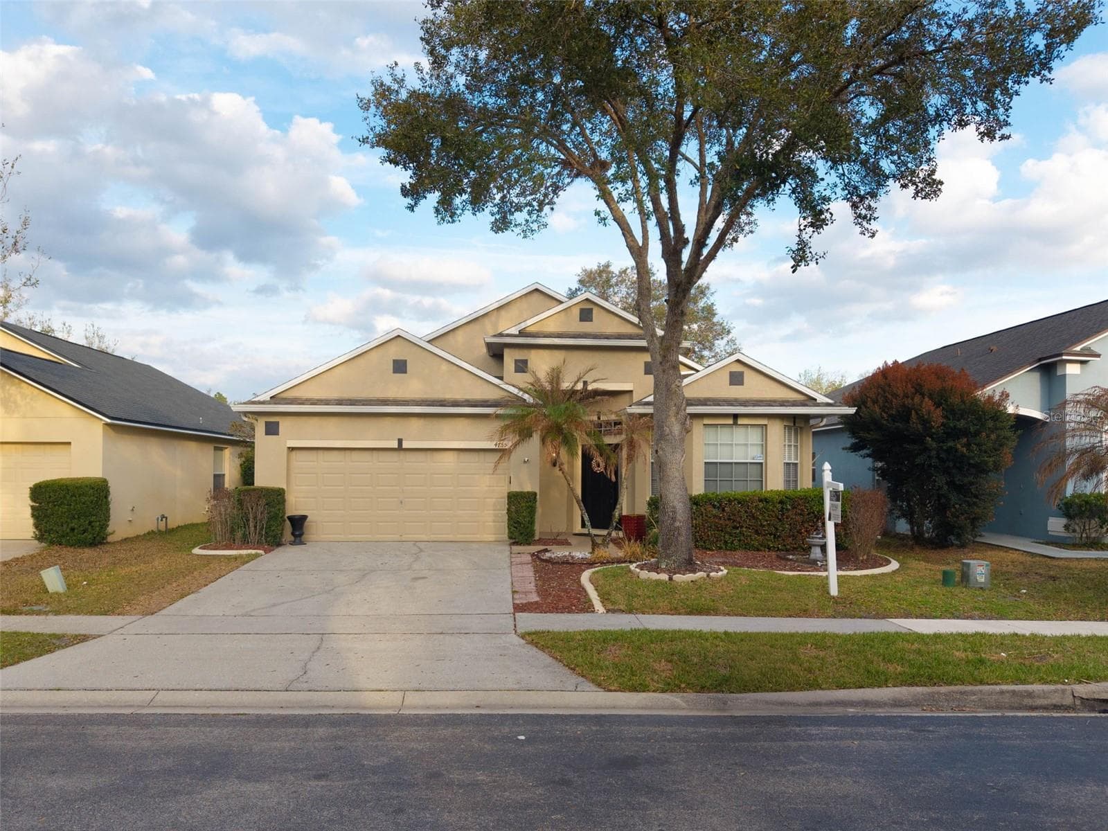 Single Family Residence at 4755 NORTHERN DANCER WAY, ORLANDO, photo 2 of 56