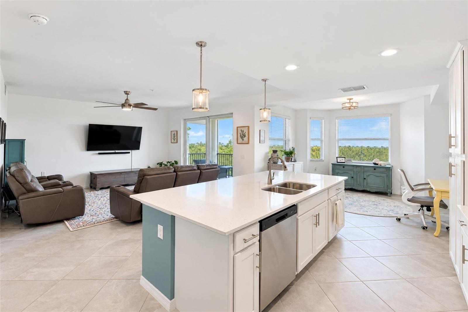 Kitchen toward Living - 14161 HERITAGE LANDING BLVD #1132, PUNTA GORDA