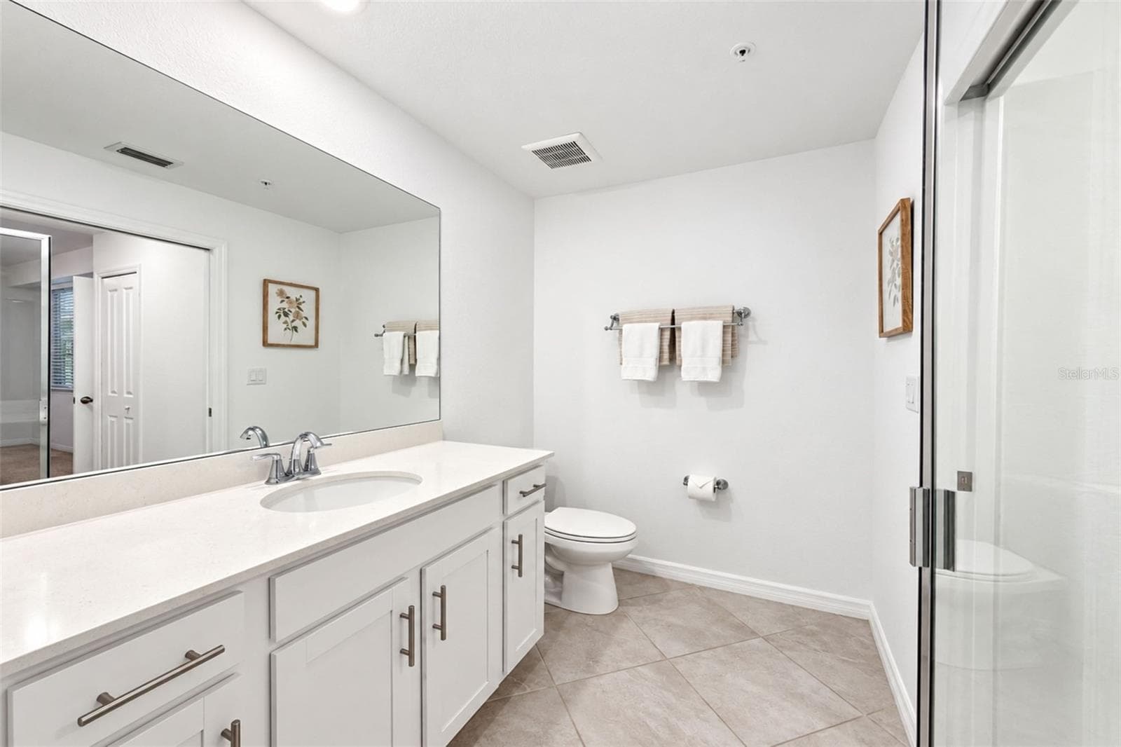 Primary Bathroom - 14161 HERITAGE LANDING BLVD #1132, PUNTA GORDA