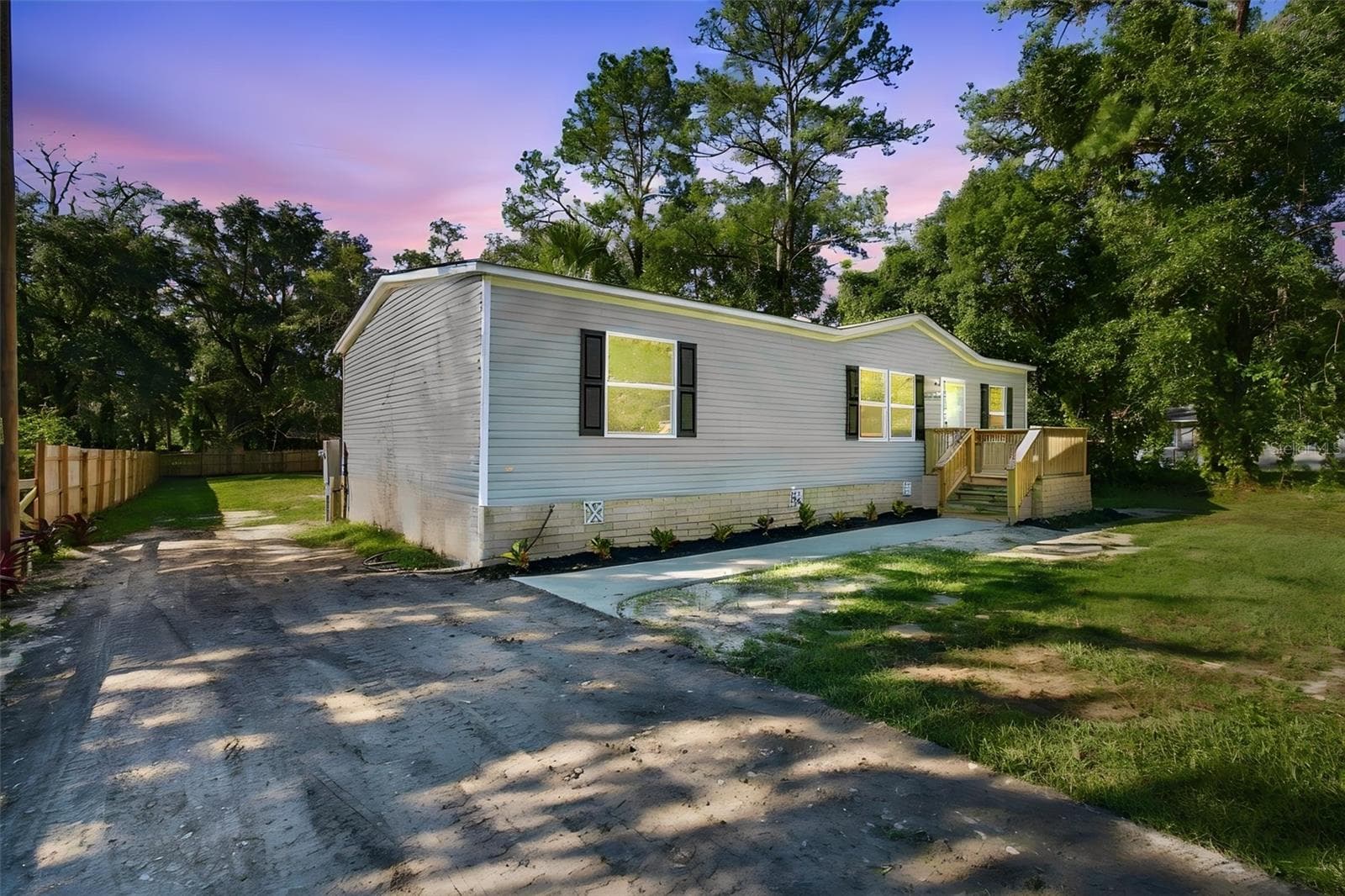 19408 PEYTON PL