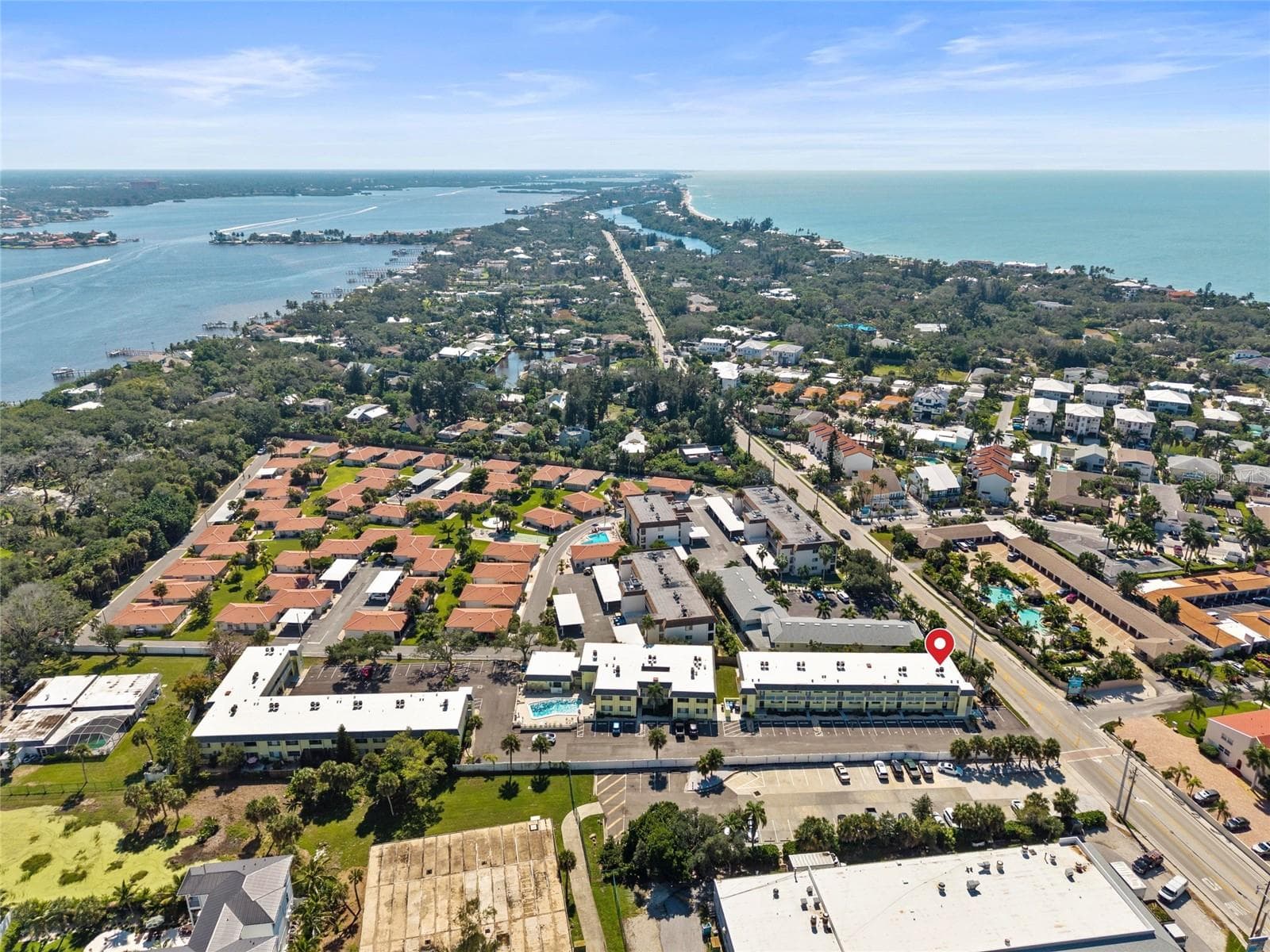 Condominium at 6703 MIDNIGHT PASS RD #101, SARASOTA, photo 4 of 46