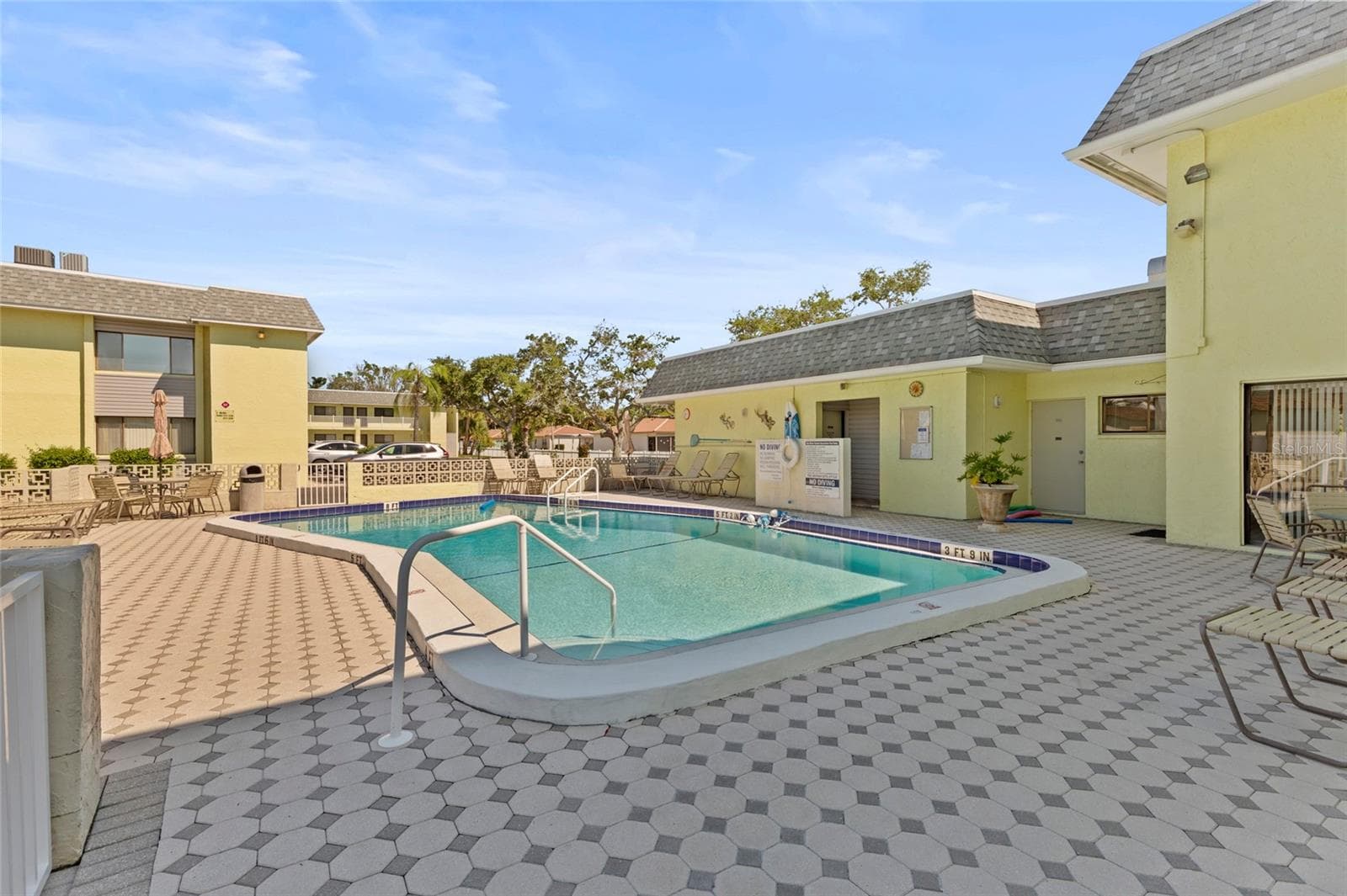 Condominium at 6703 MIDNIGHT PASS RD #101, SARASOTA, photo 29 of 46