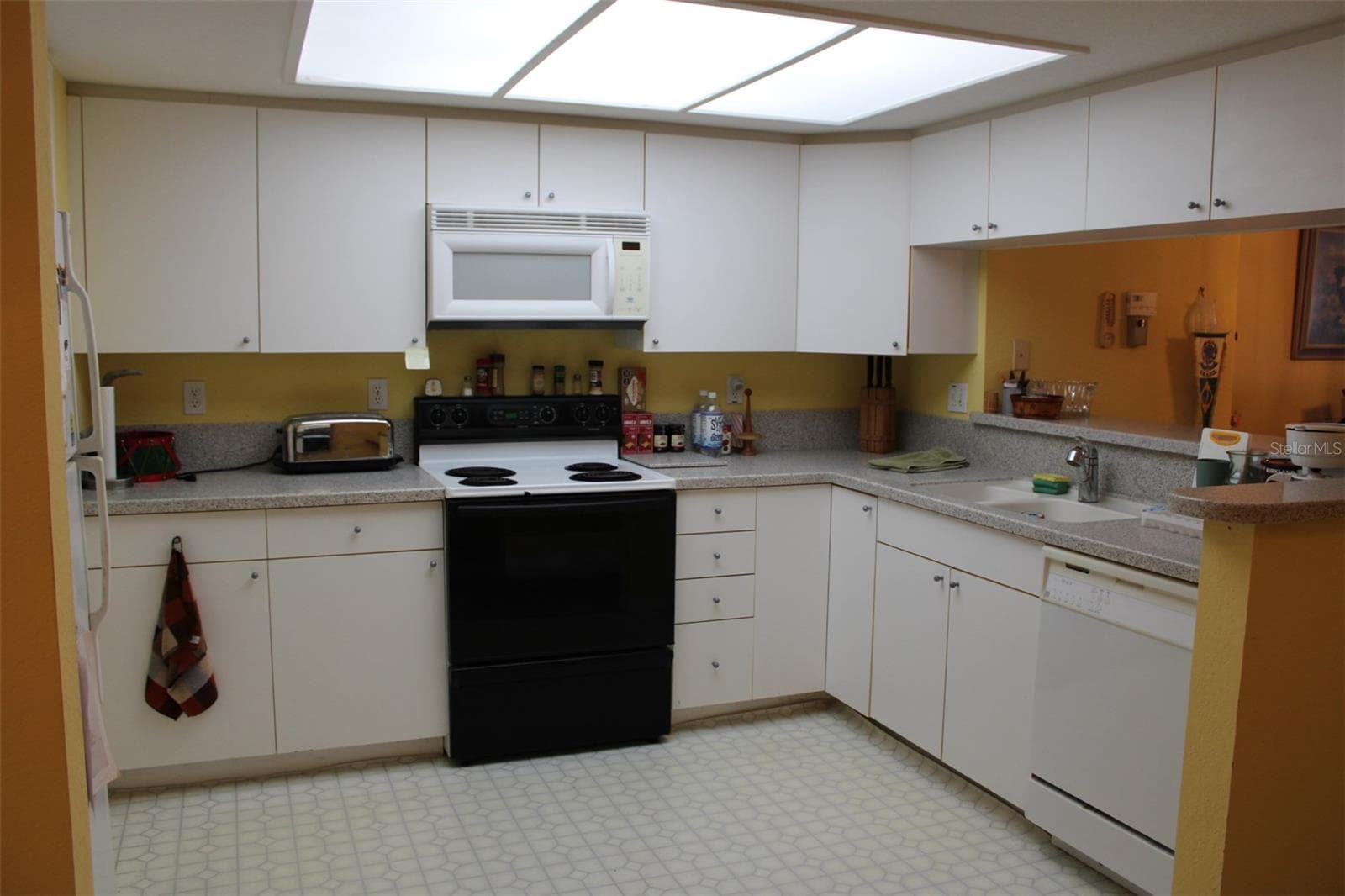 Townhouse at 9722 INDIAN KEY TRL #116, SEMINOLE, photo 10 of 67