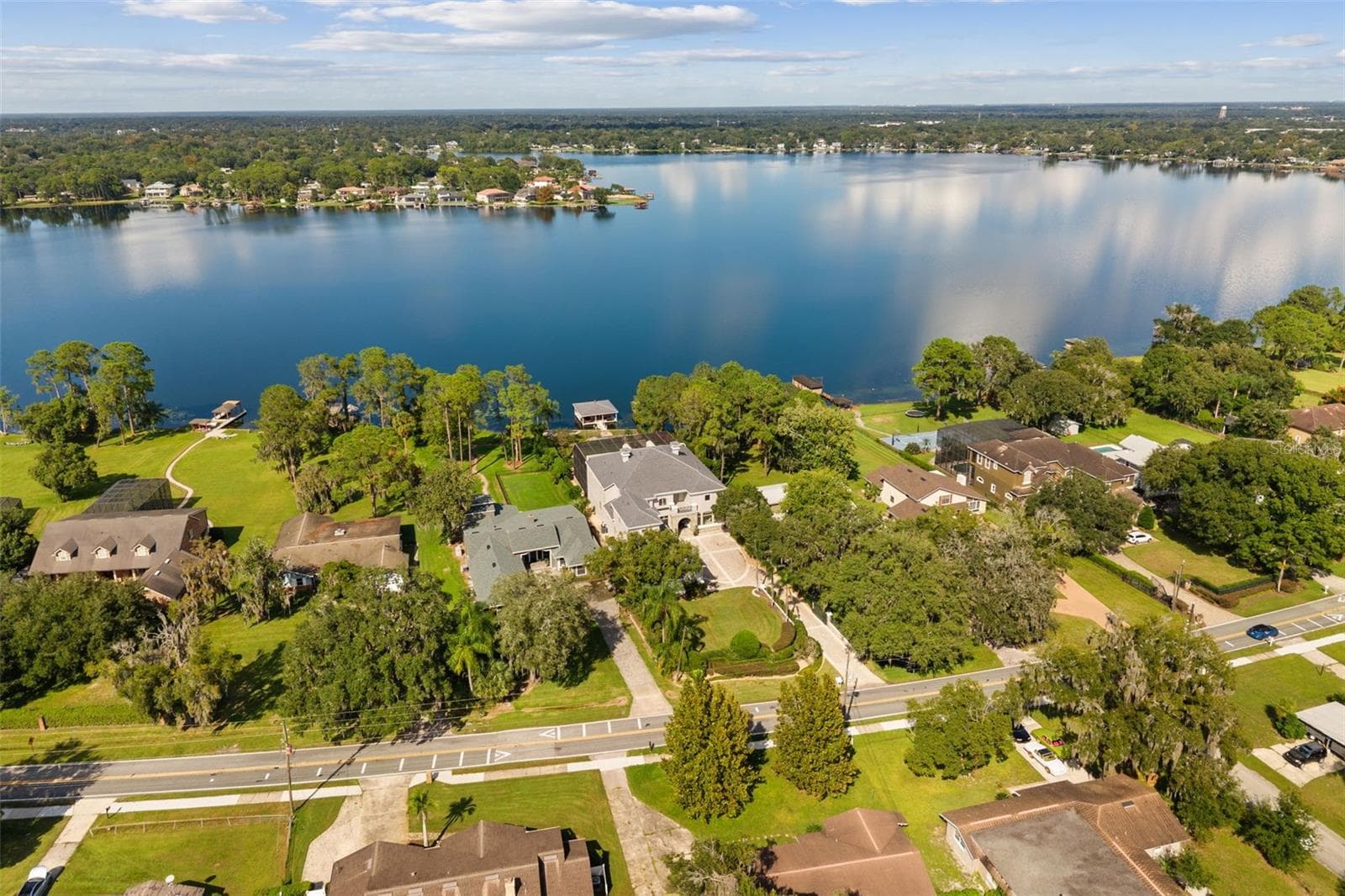 Single Family Residence at 6091 LINNEAL BEACH DR, APOPKA, photo 6 of 107