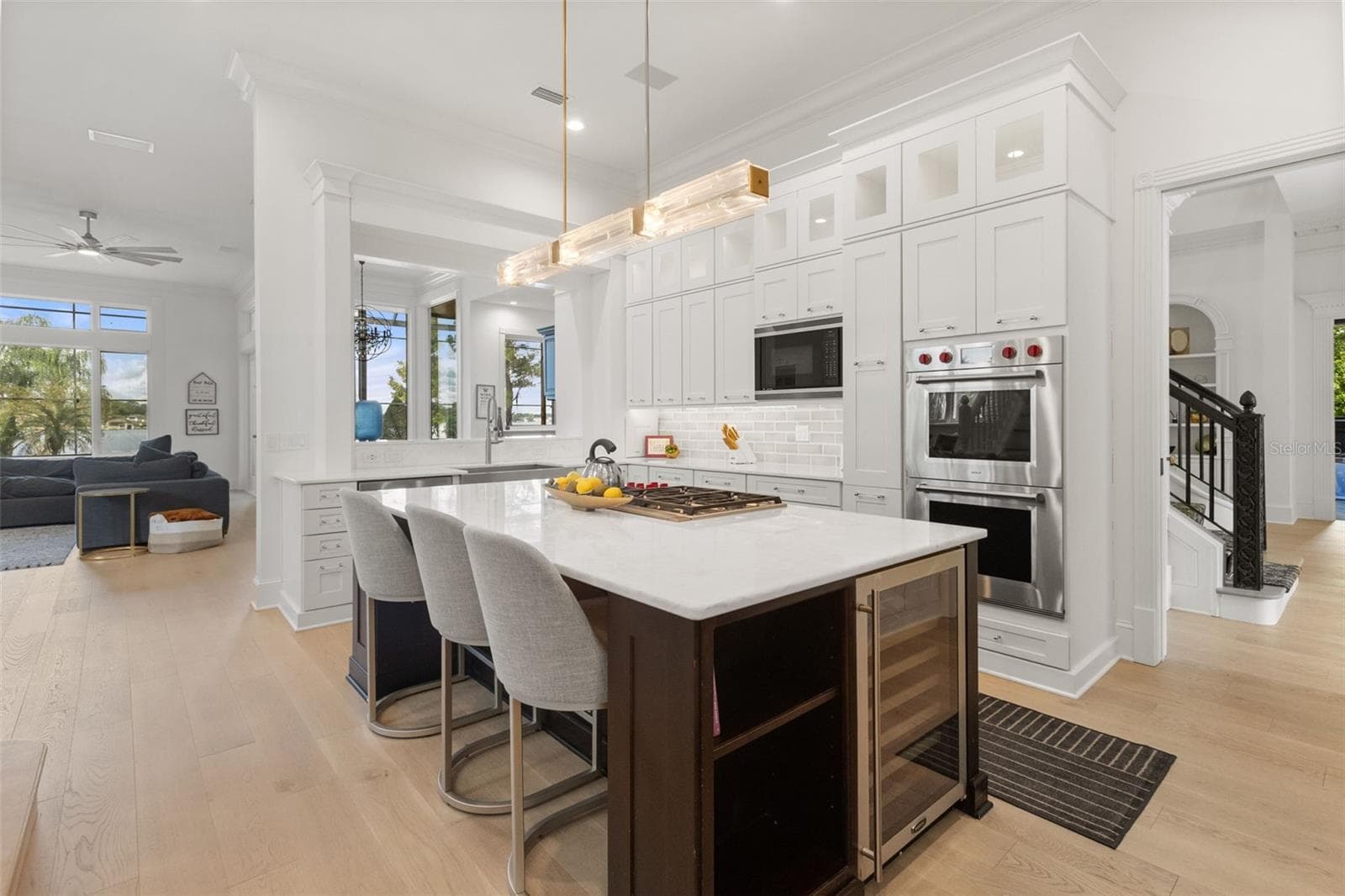 Kitchen Island - 6091 LINNEAL BEACH DR, APOPKA