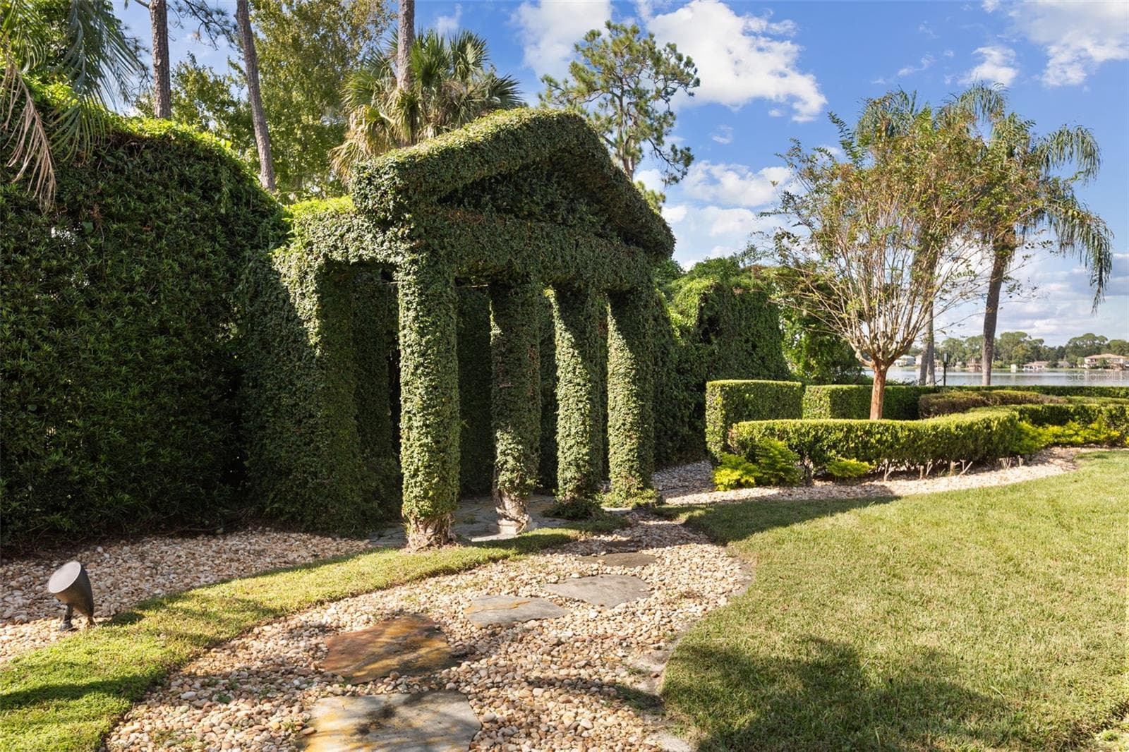 Exceptional Character - 6091 LINNEAL BEACH DR, APOPKA