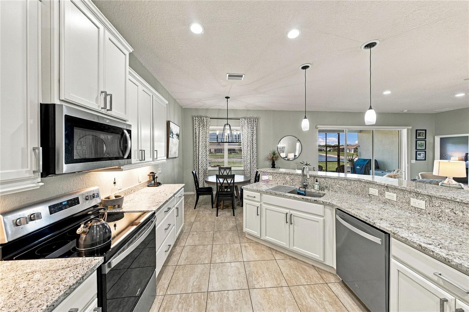 Kitchen - 6125 PEBBLE BEACH BLVD, WINTER HAVEN