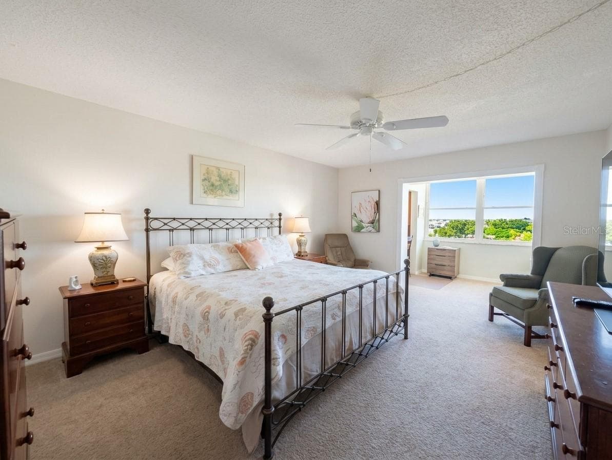 Master Bedroom - 4725 COVE CIR #APT 609, ST PETERSBURG