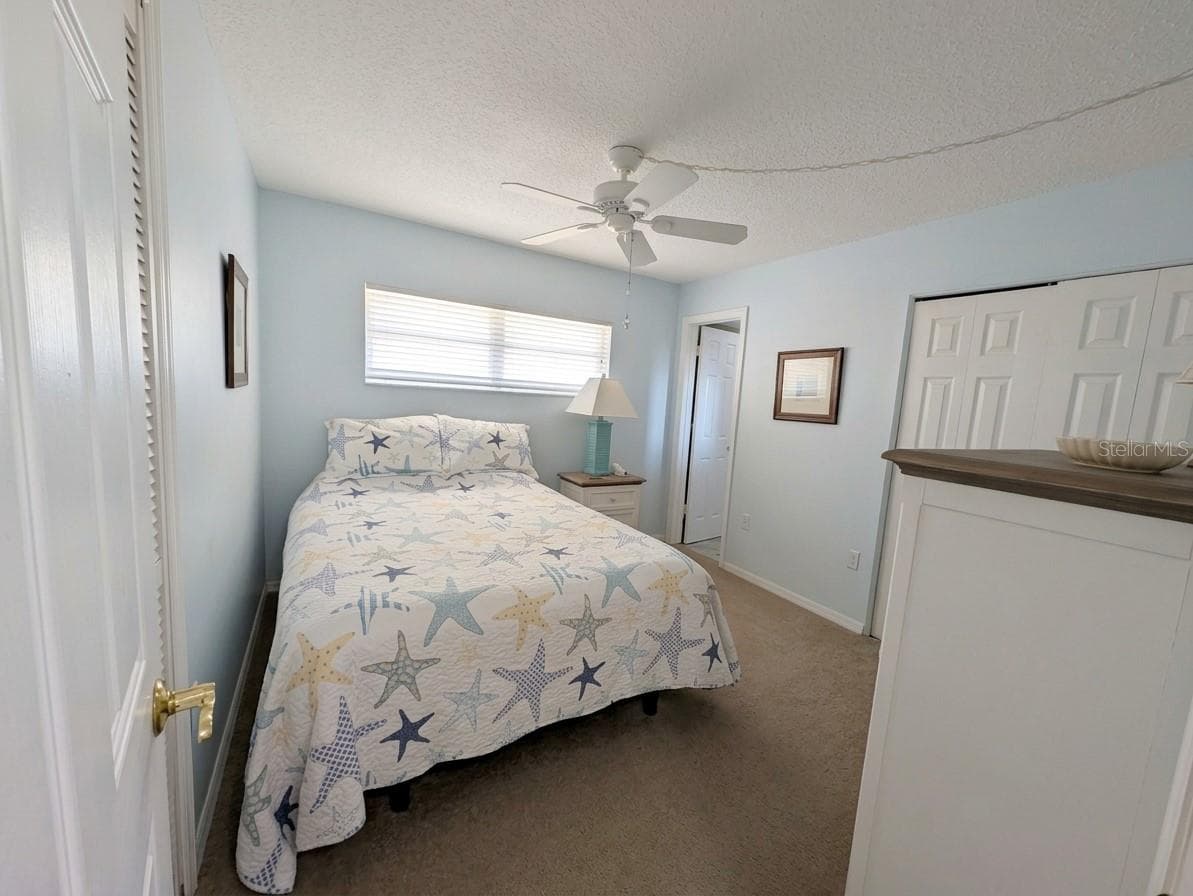 Condominium at 4725 COVE CIR #APT 609, ST PETERSBURG, photo 19 of 37