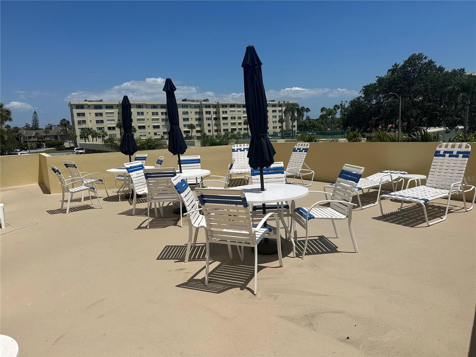 COLUMBIA PATIO-LOCATED ON 2 FLOOR - 4725 COVE CIR #APT 609, ST PETERSBURG