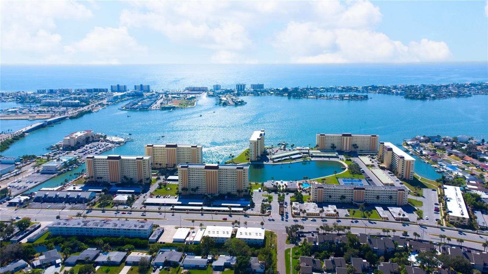 SEA TOWERS COMMUNITY - 4725 COVE CIR #APT 609, ST PETERSBURG